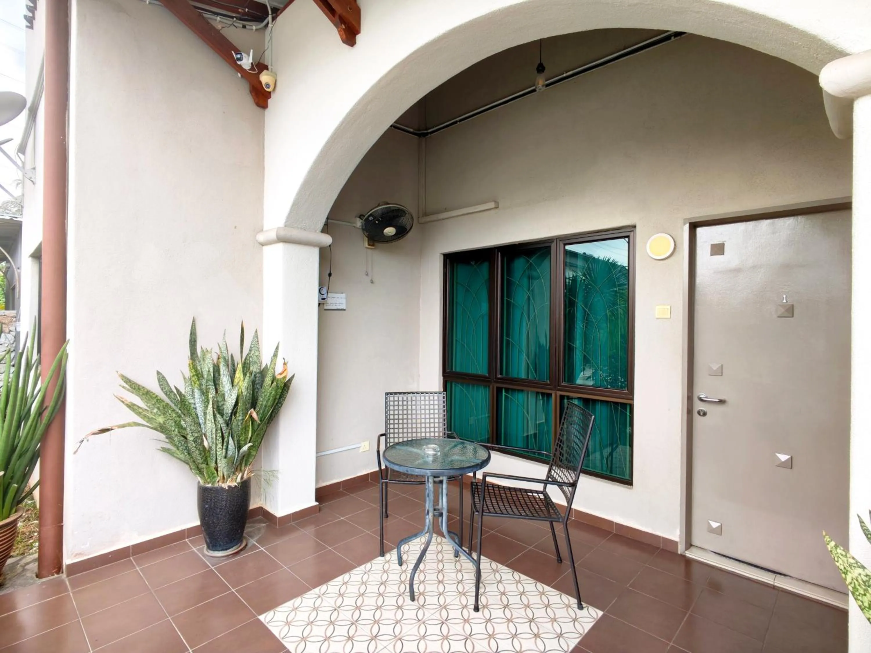 Facade/entrance in Villa 223