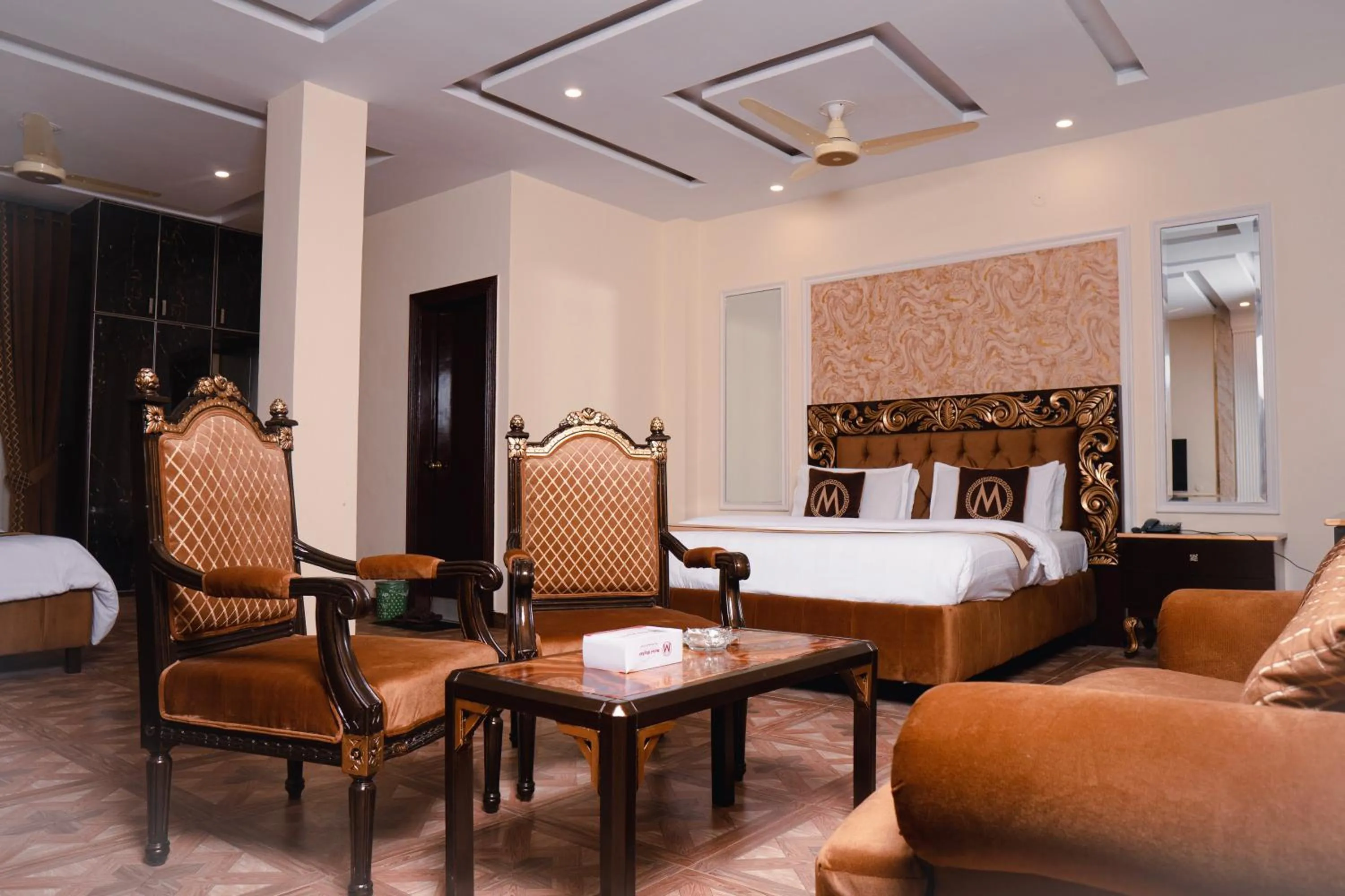 Bed in Hotel Mayfair