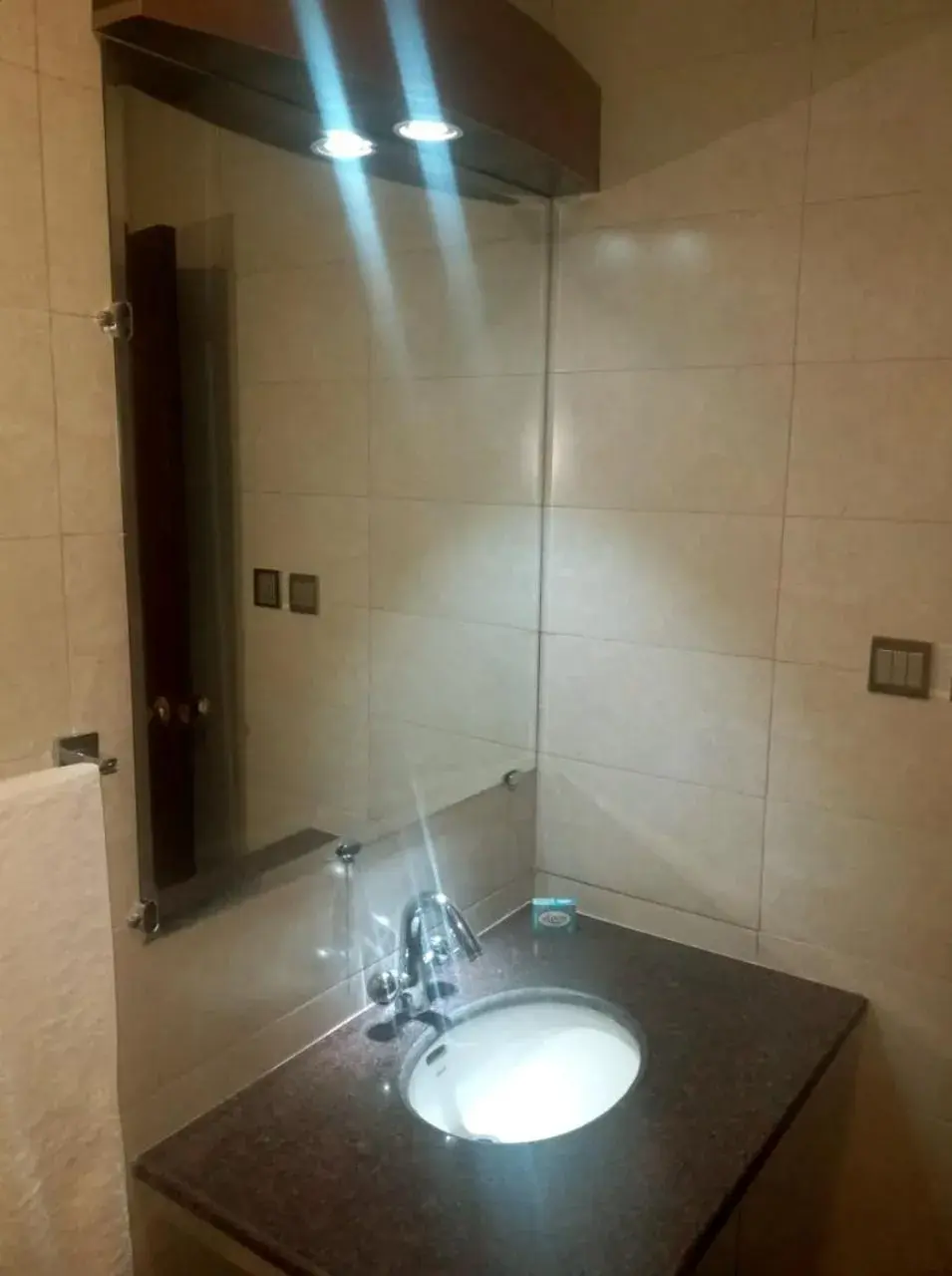 Standard Double Room - single occupancy in Hotel Mayfair Standard Double Room - single occupancy in Hotel Mayfair