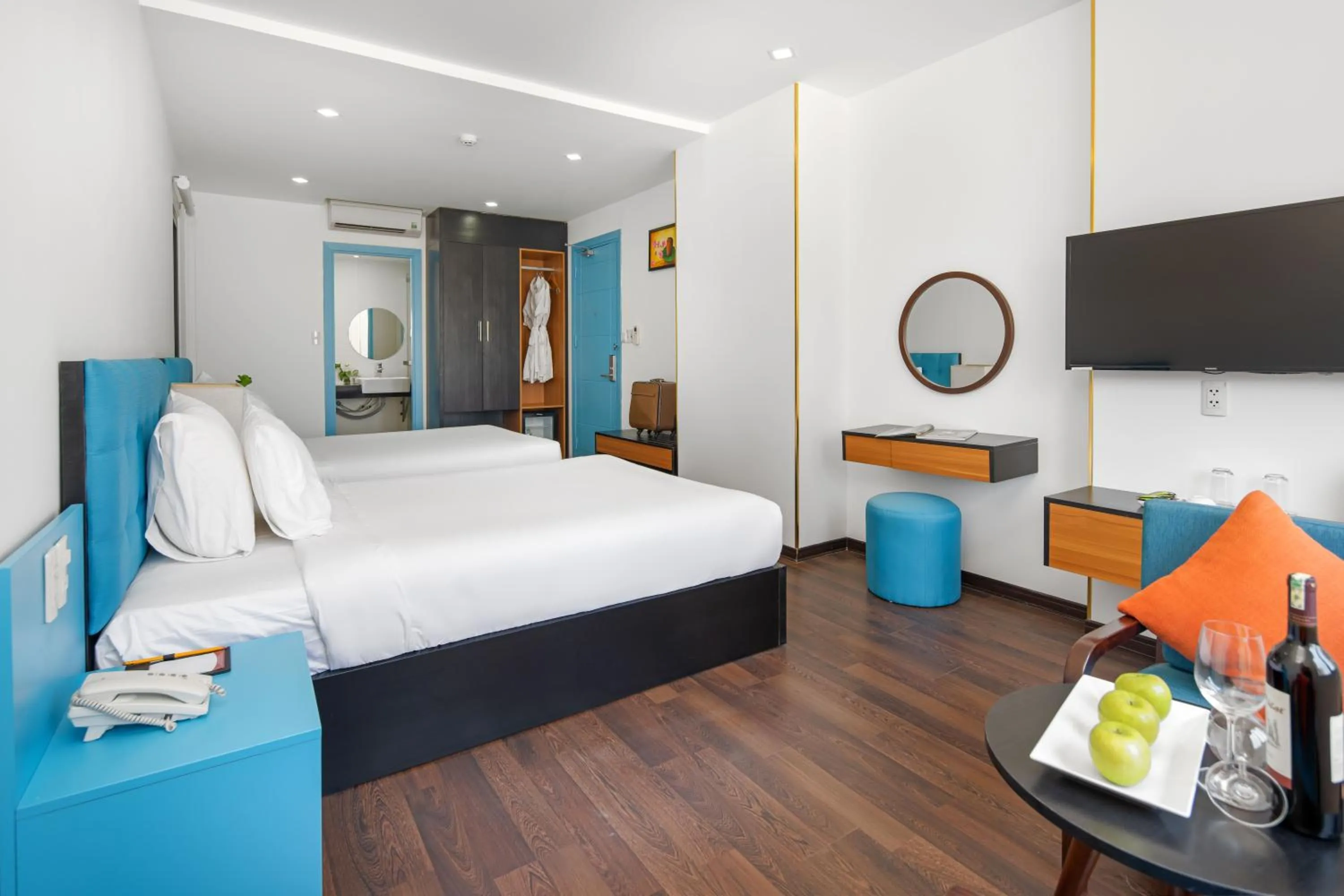 Photo of the whole room, Bed in Platinum Danang Hotel