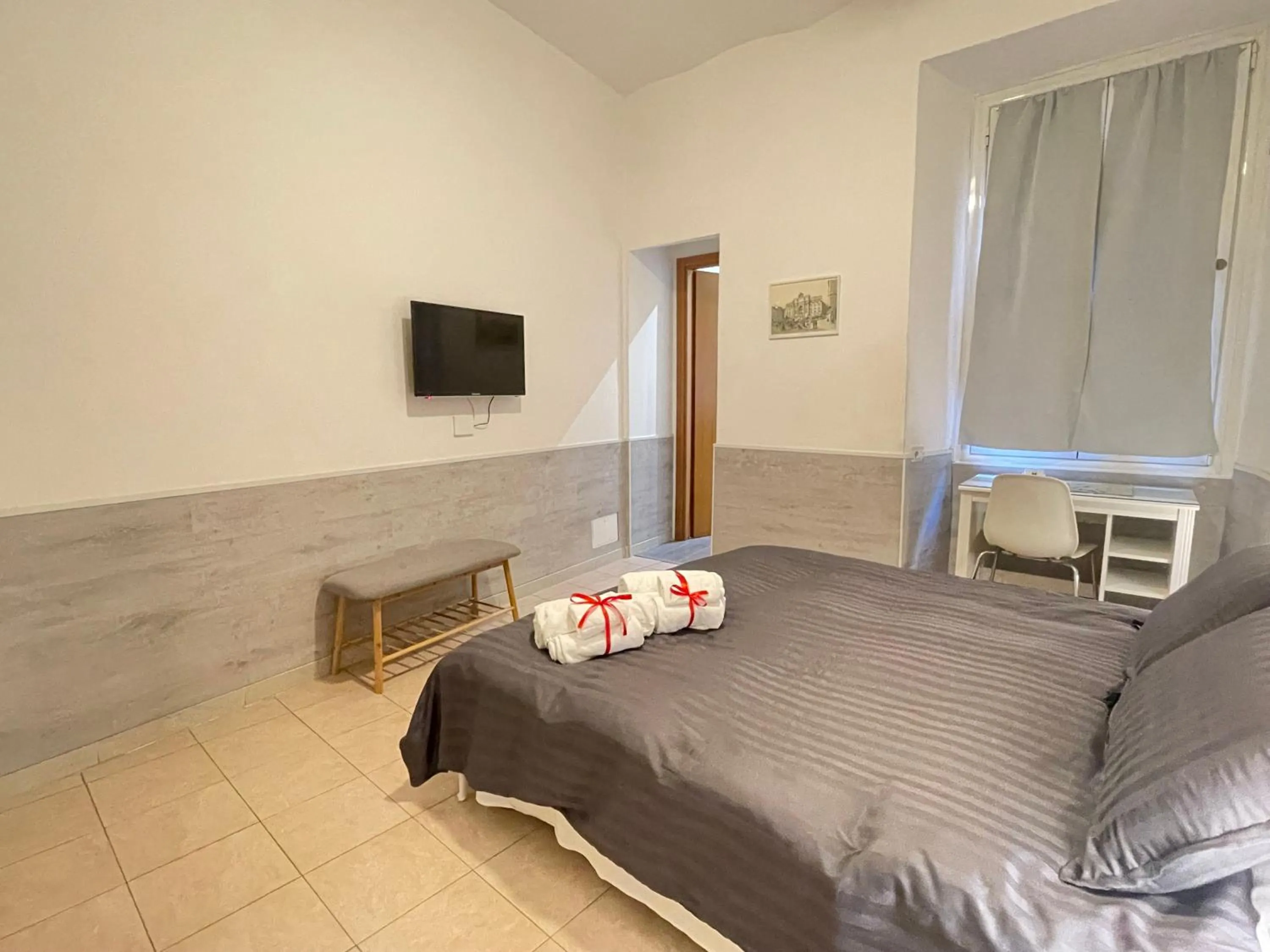 Bedroom, Bed in Roman Holidays Rooms Otranto