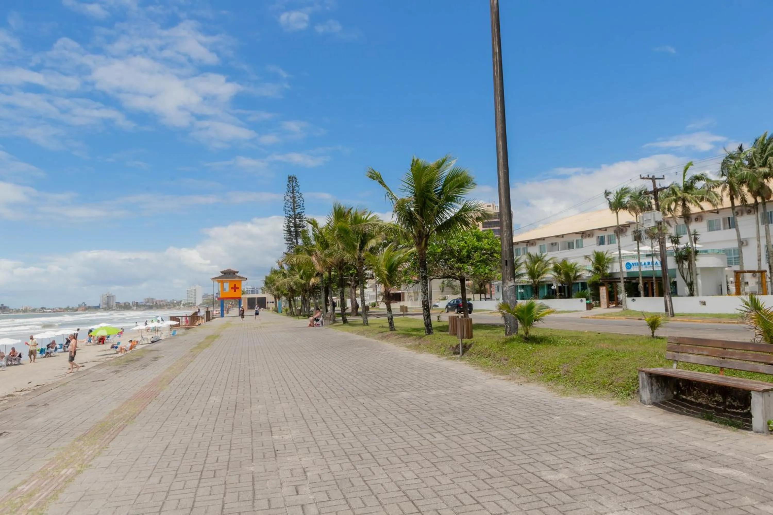 Facade/entrance in Hotel VillaReal Guaratuba - Caieiras