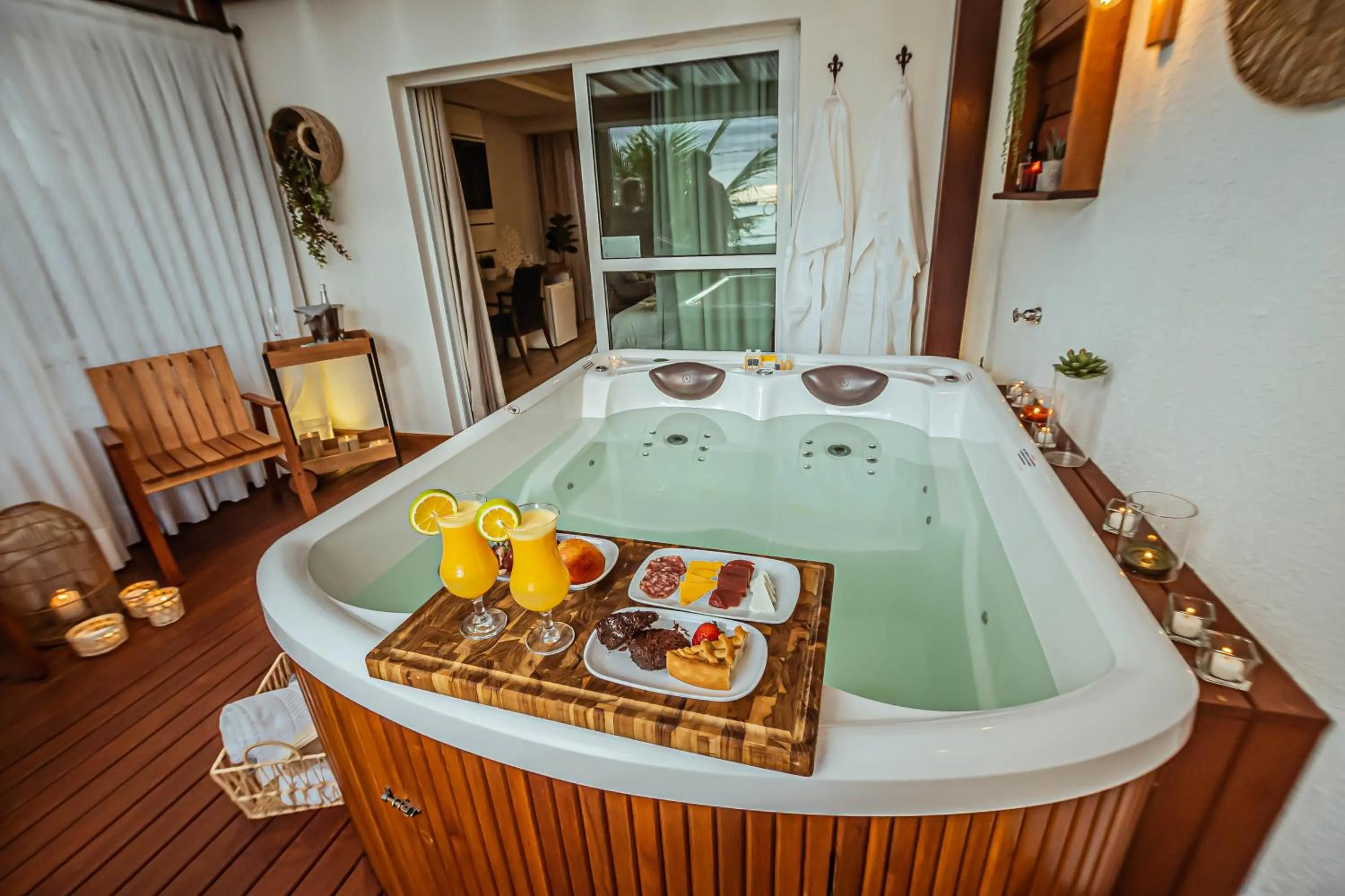 Hot Tub in Hotel VillaReal Guaratuba - Caieiras