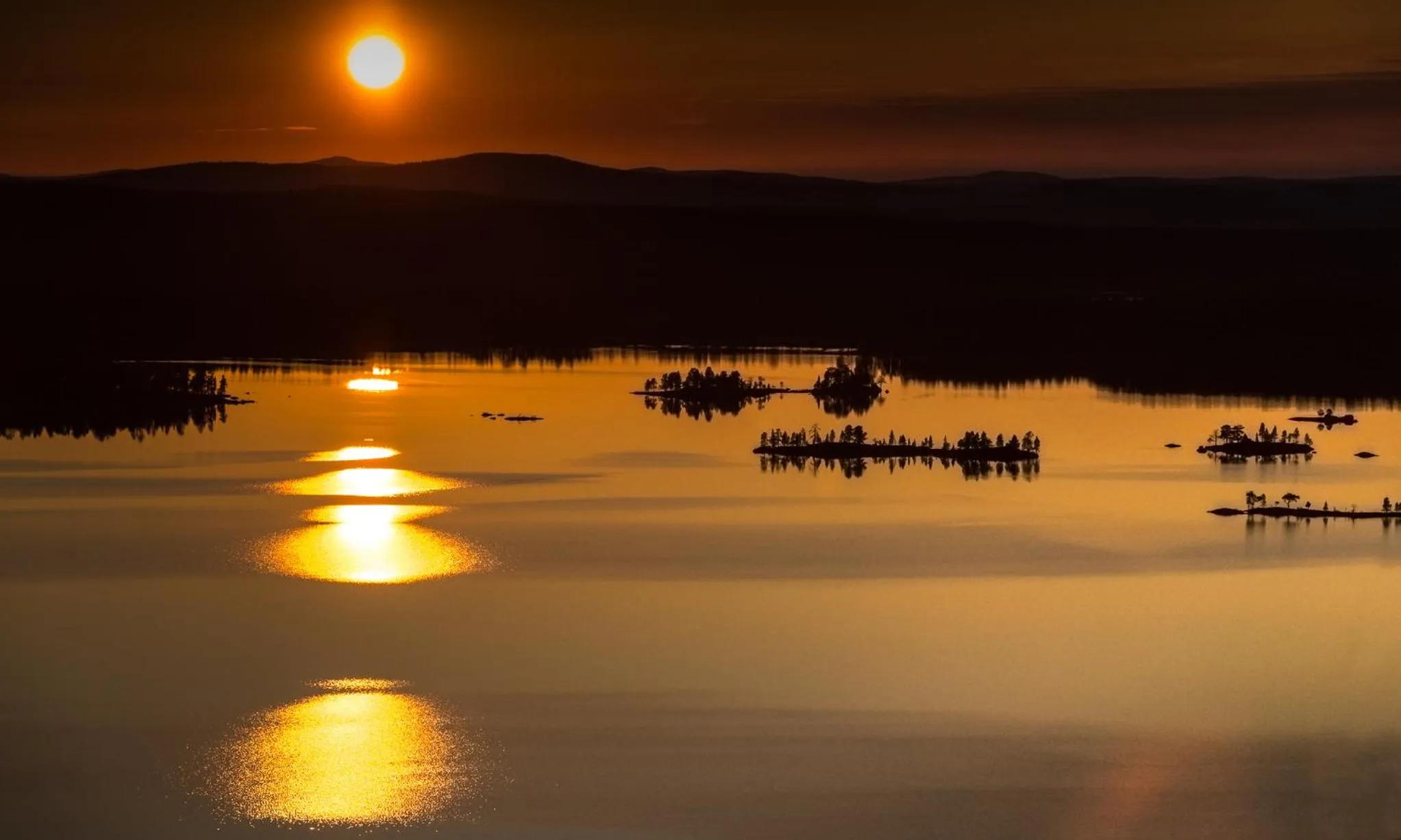 Sunset in Wilderness Hotel Nellim & Igloos