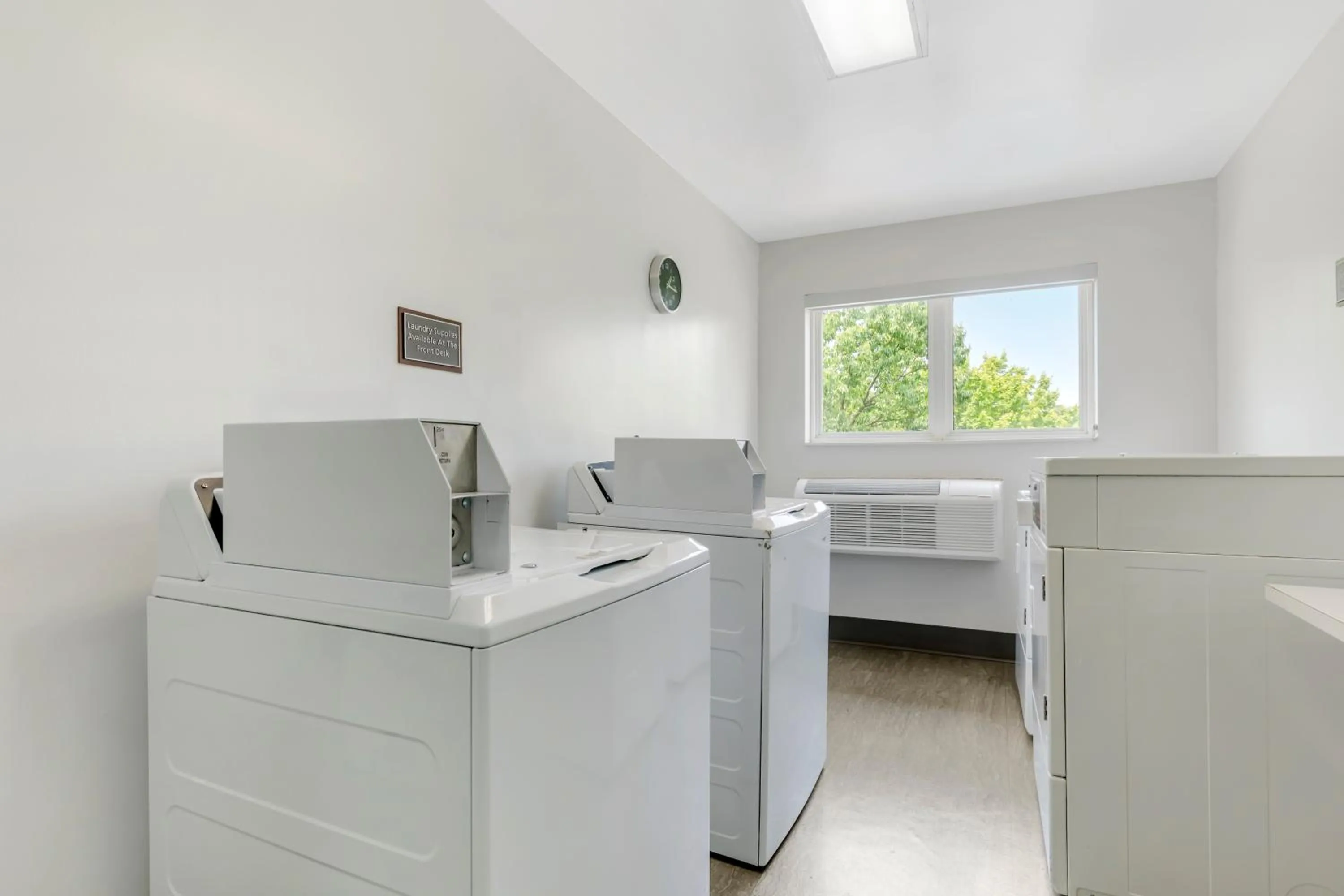 laundry in Sonesta ES Suites Fairfax Fair Lakes