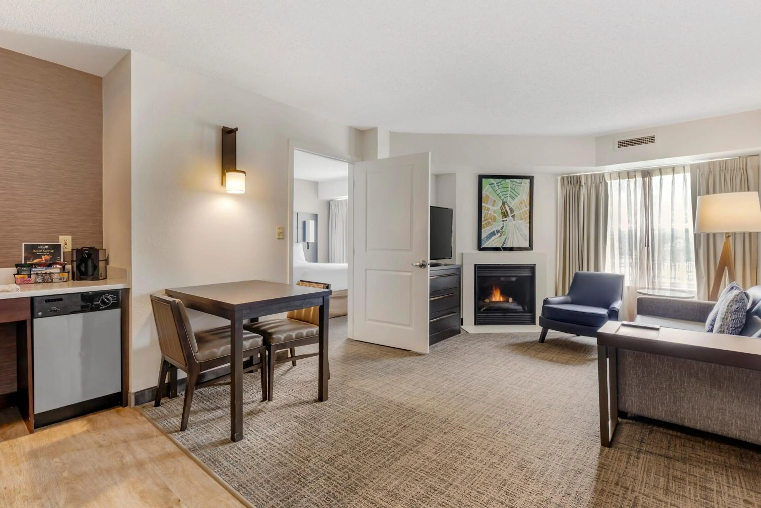 Living room in Sonesta ES Suites Fairfax Fair Lakes