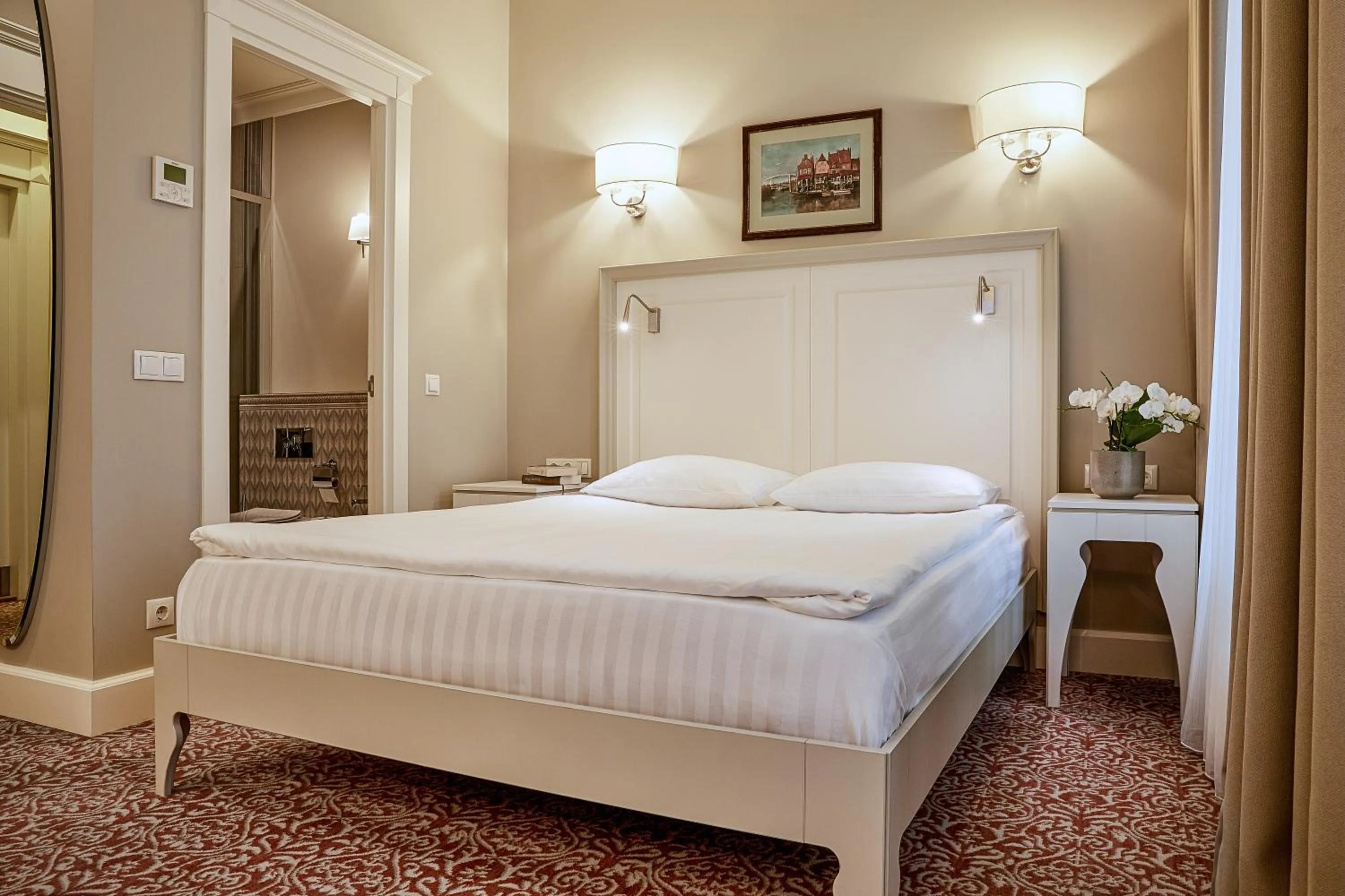 Bed in Ratonda Centrum Hotels