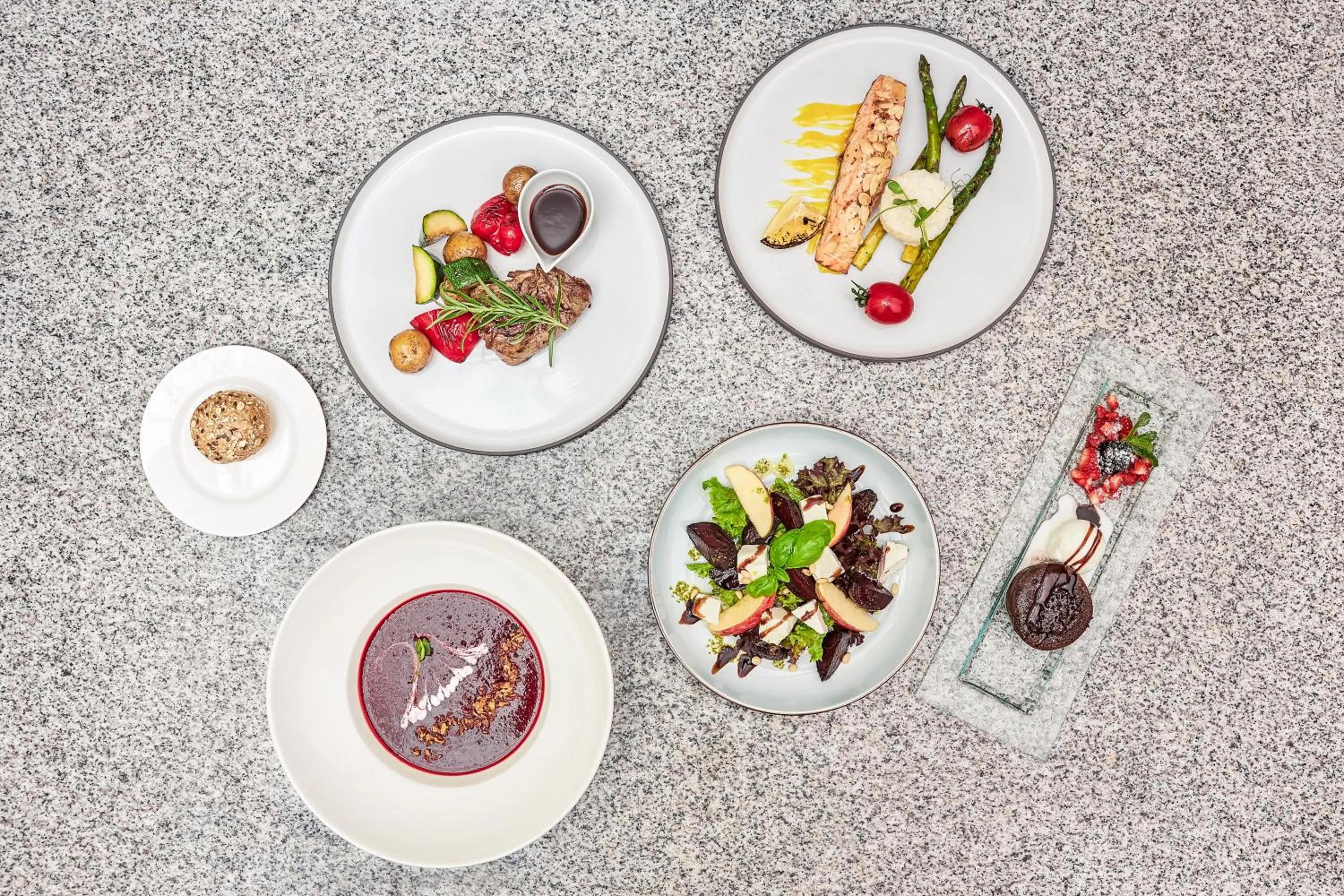 Lunch in Ratonda Centrum Hotels