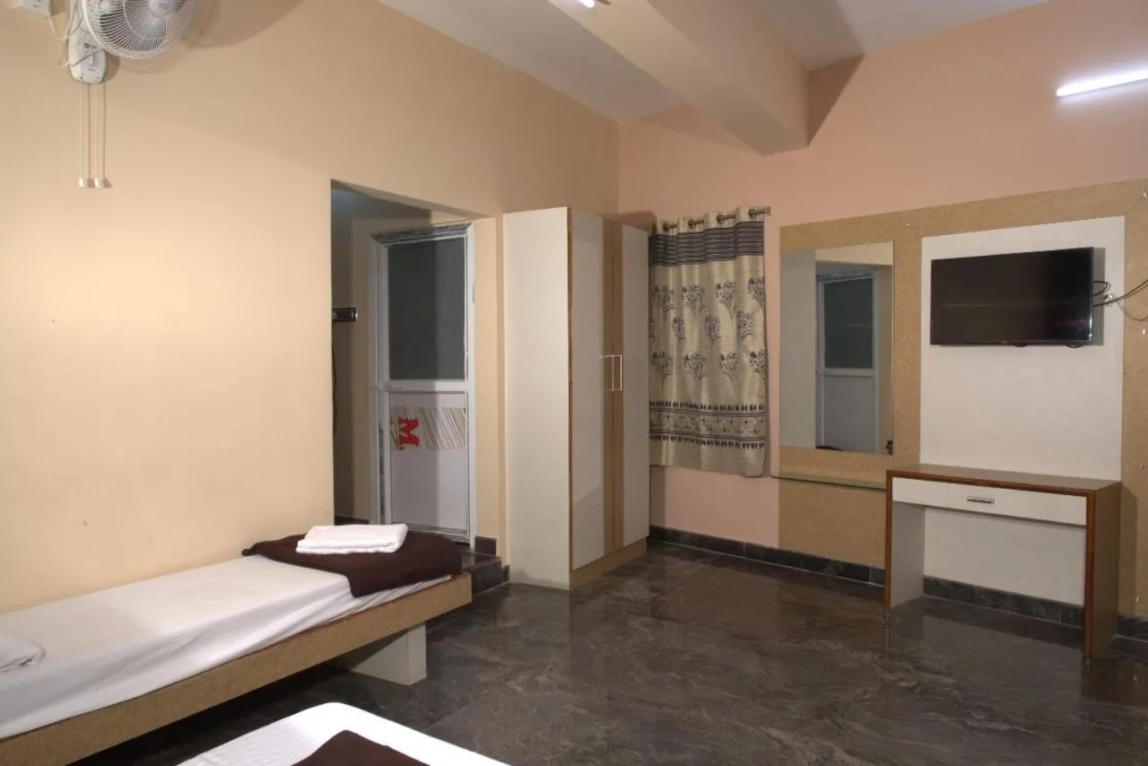 TV and multimedia, Bed in P A Resort