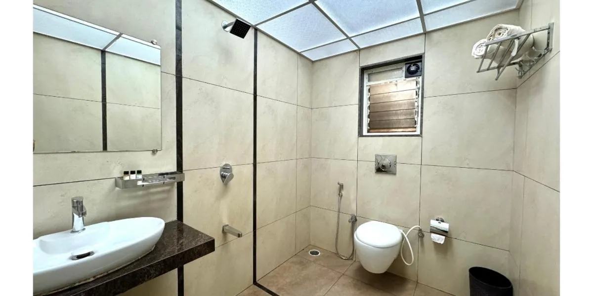 Hotel Sadhana Executive