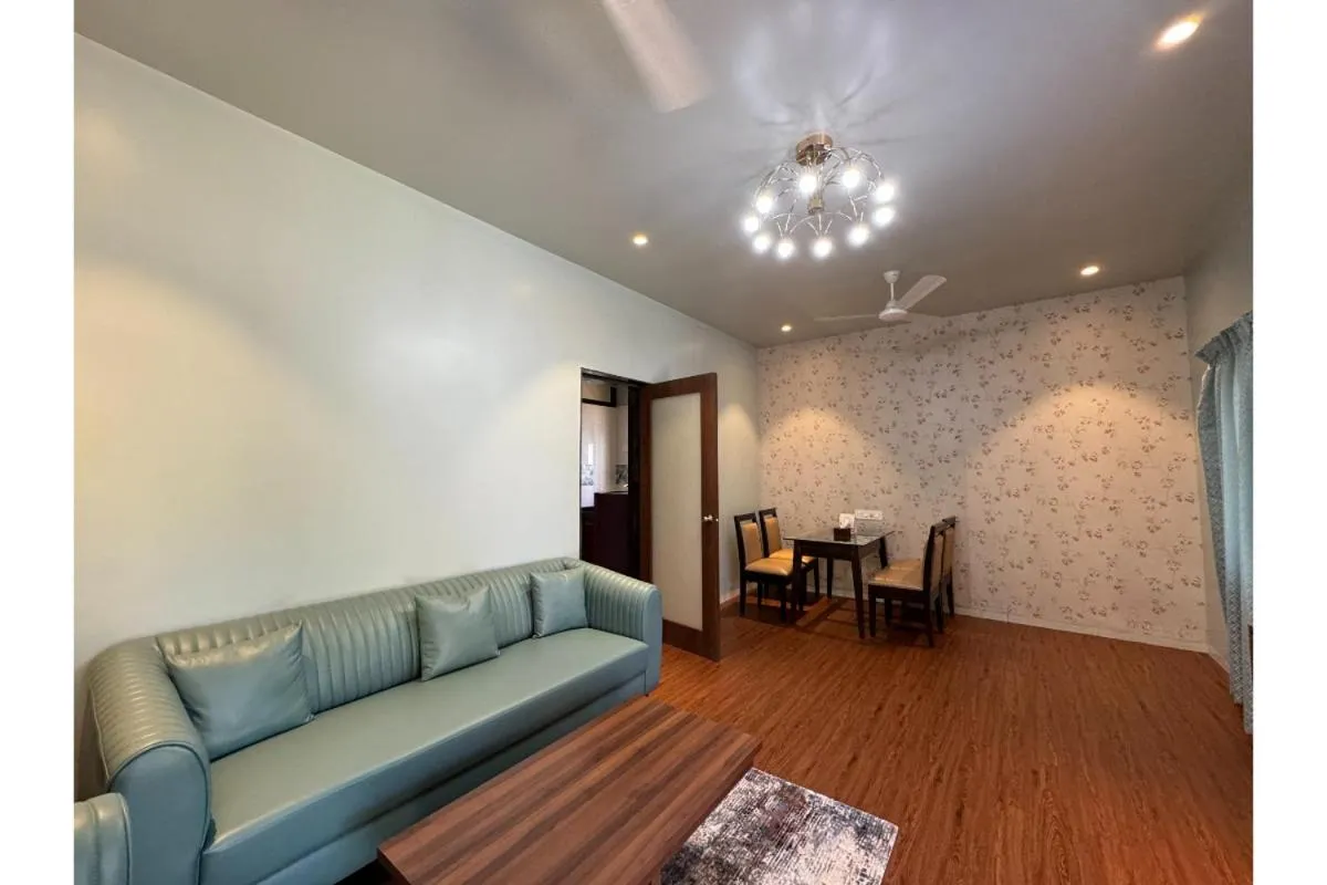 Hotel Sadhana Executive