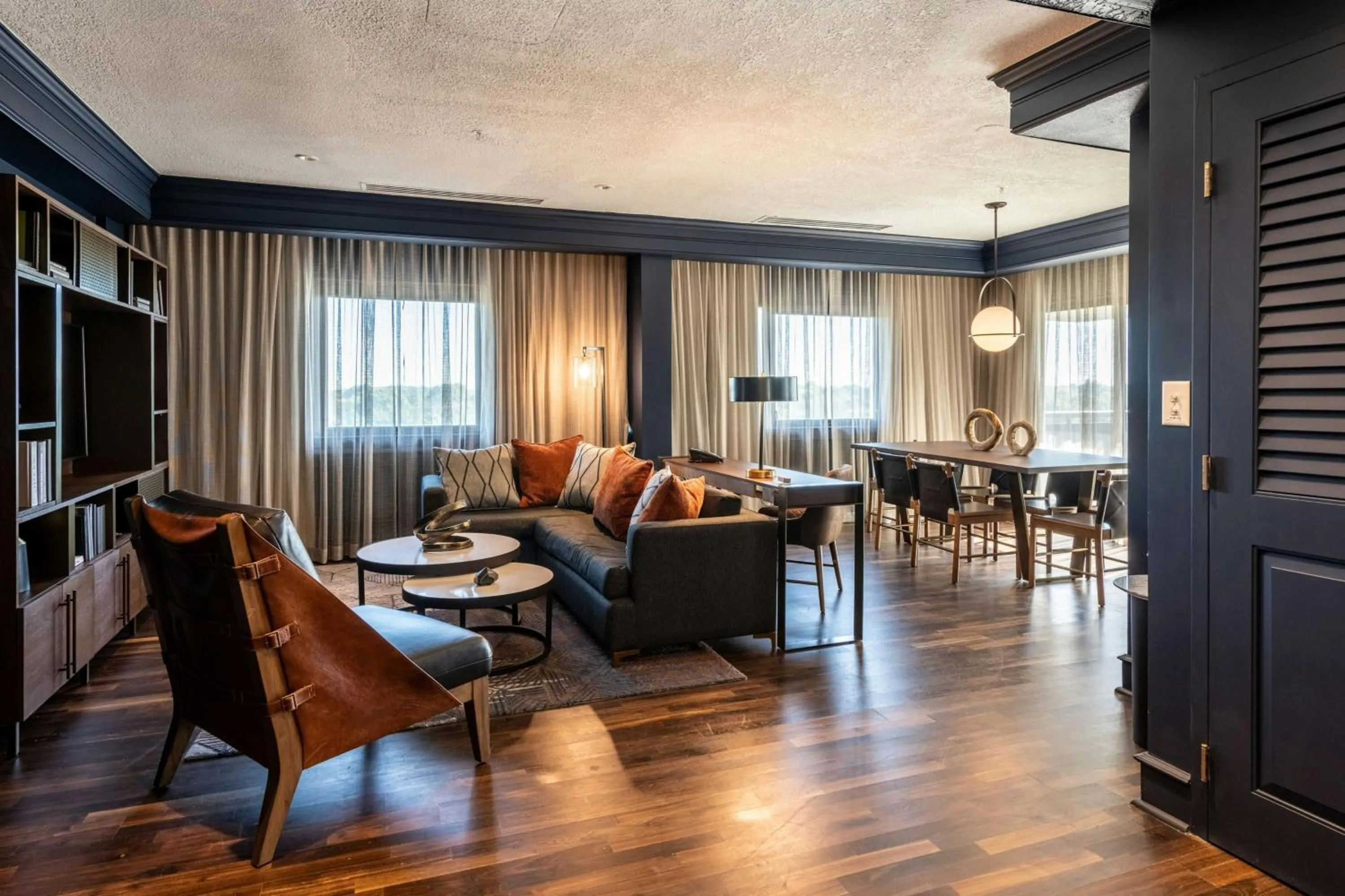 Living room in Marriott Lexington Griffin Gate Golf Resort & Spa