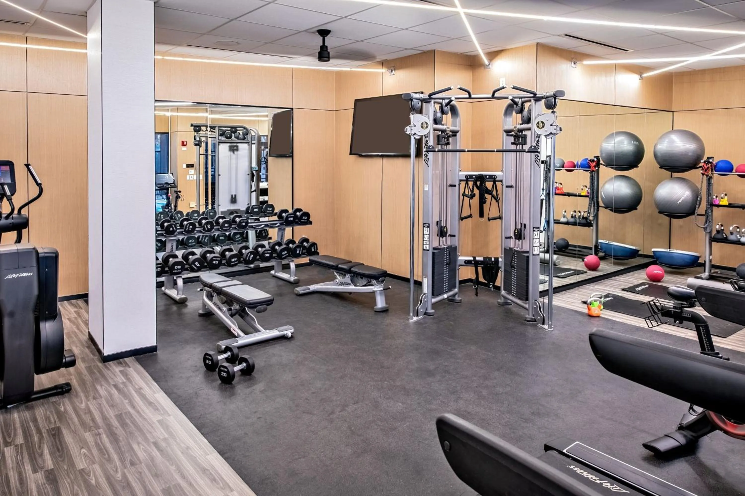 Fitness centre/facilities in Marriott Lexington Griffin Gate Golf Resort & Spa
