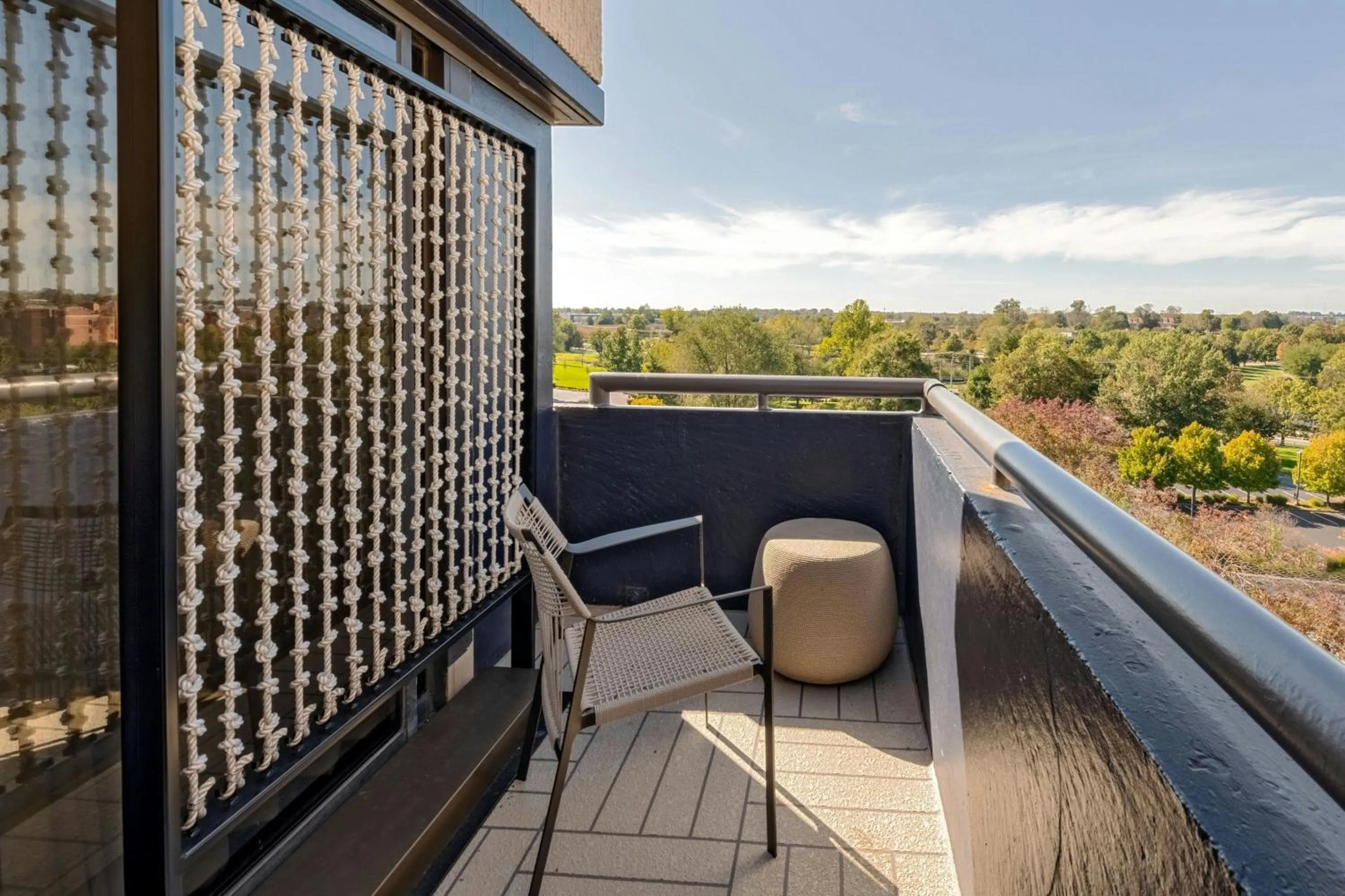 Photo of the whole room in Marriott Lexington Griffin Gate Golf Resort & Spa