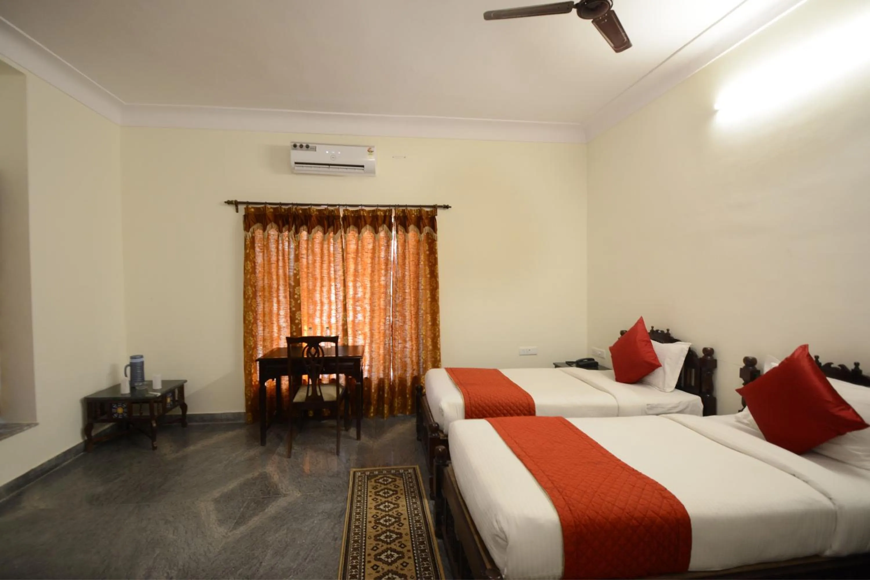 Bedroom in Moti Mahal - A Heritage Haveli