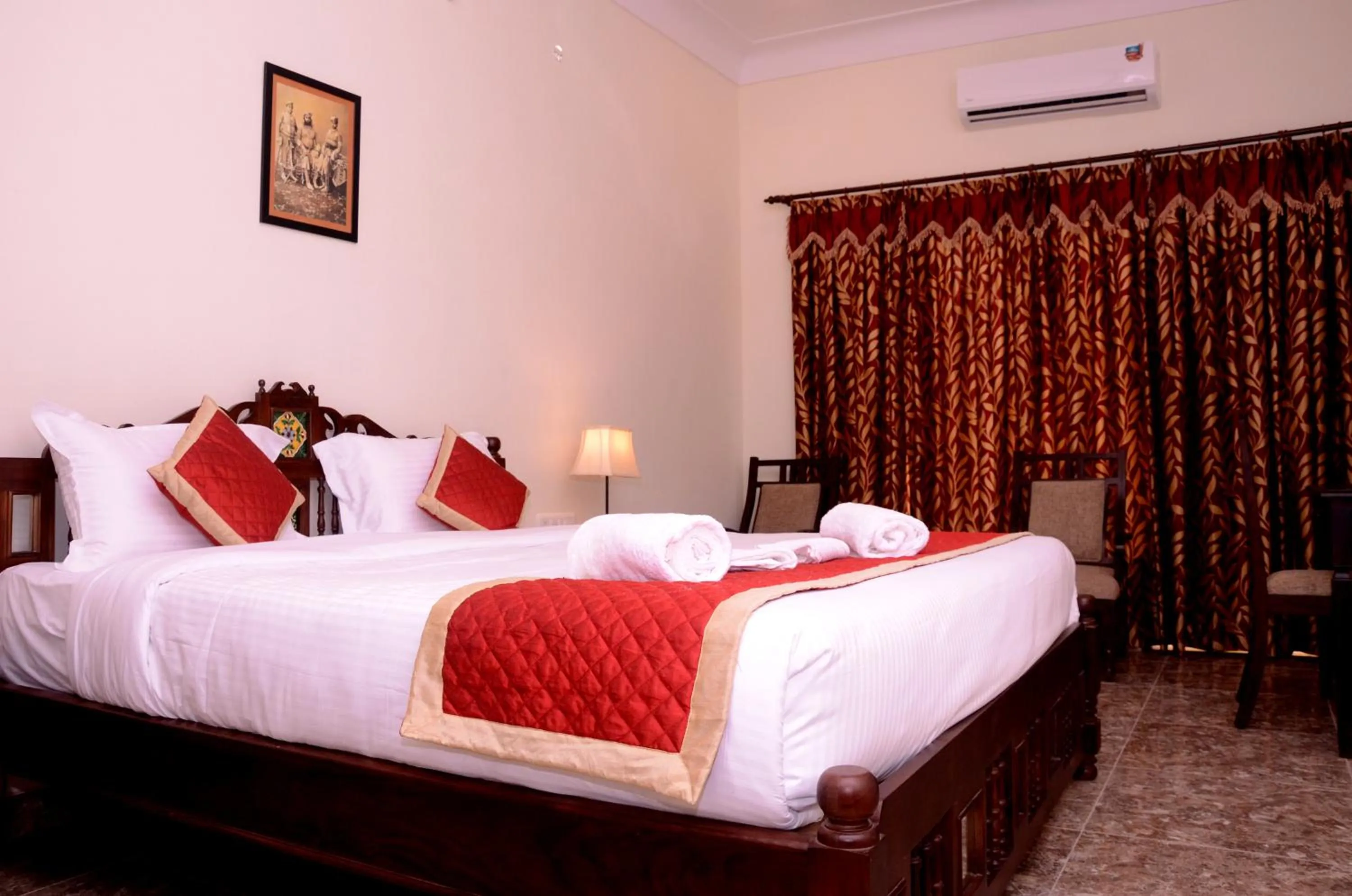 Bedroom in Moti Mahal - A Heritage Haveli