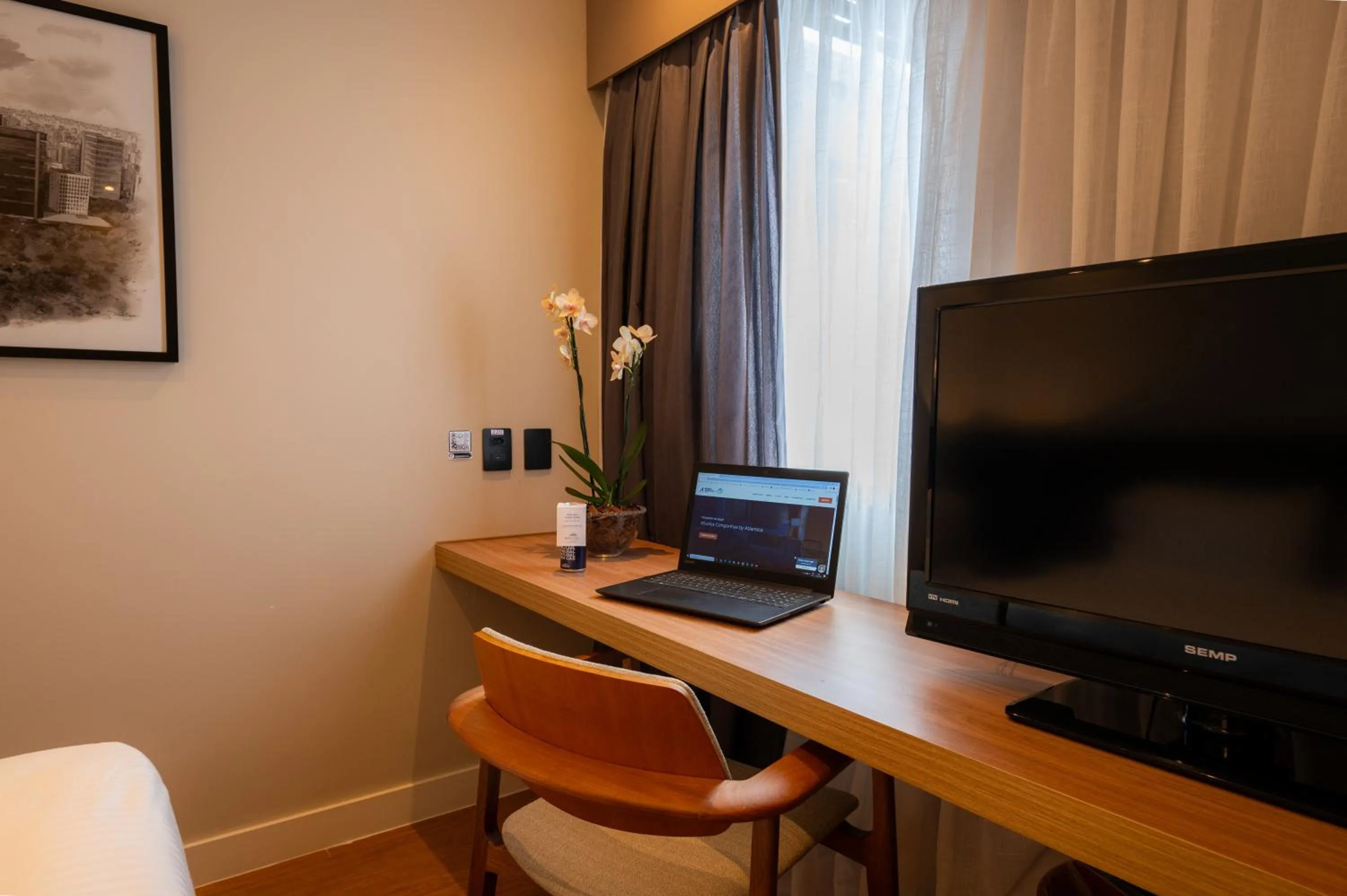 TV and multimedia in eSuítes Congonhas by Atlantica