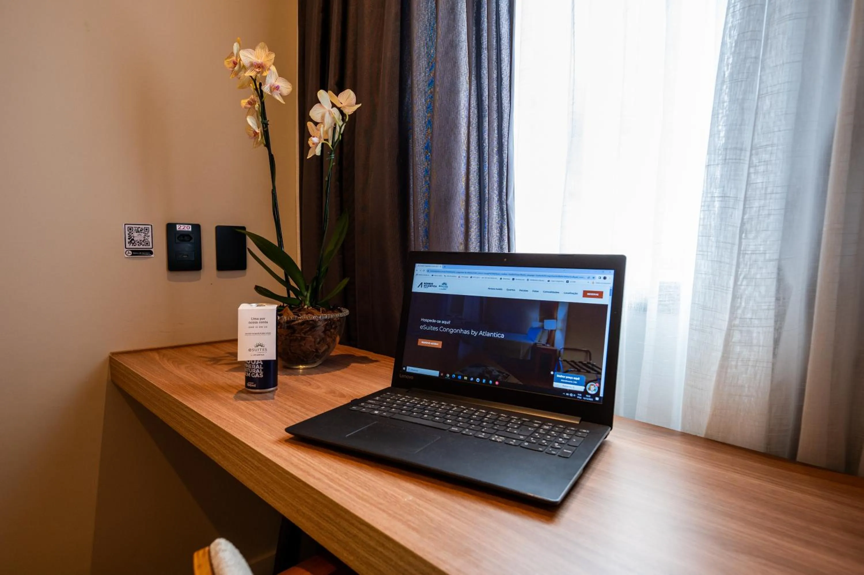 hair dresser in eSuítes Congonhas by Atlantica