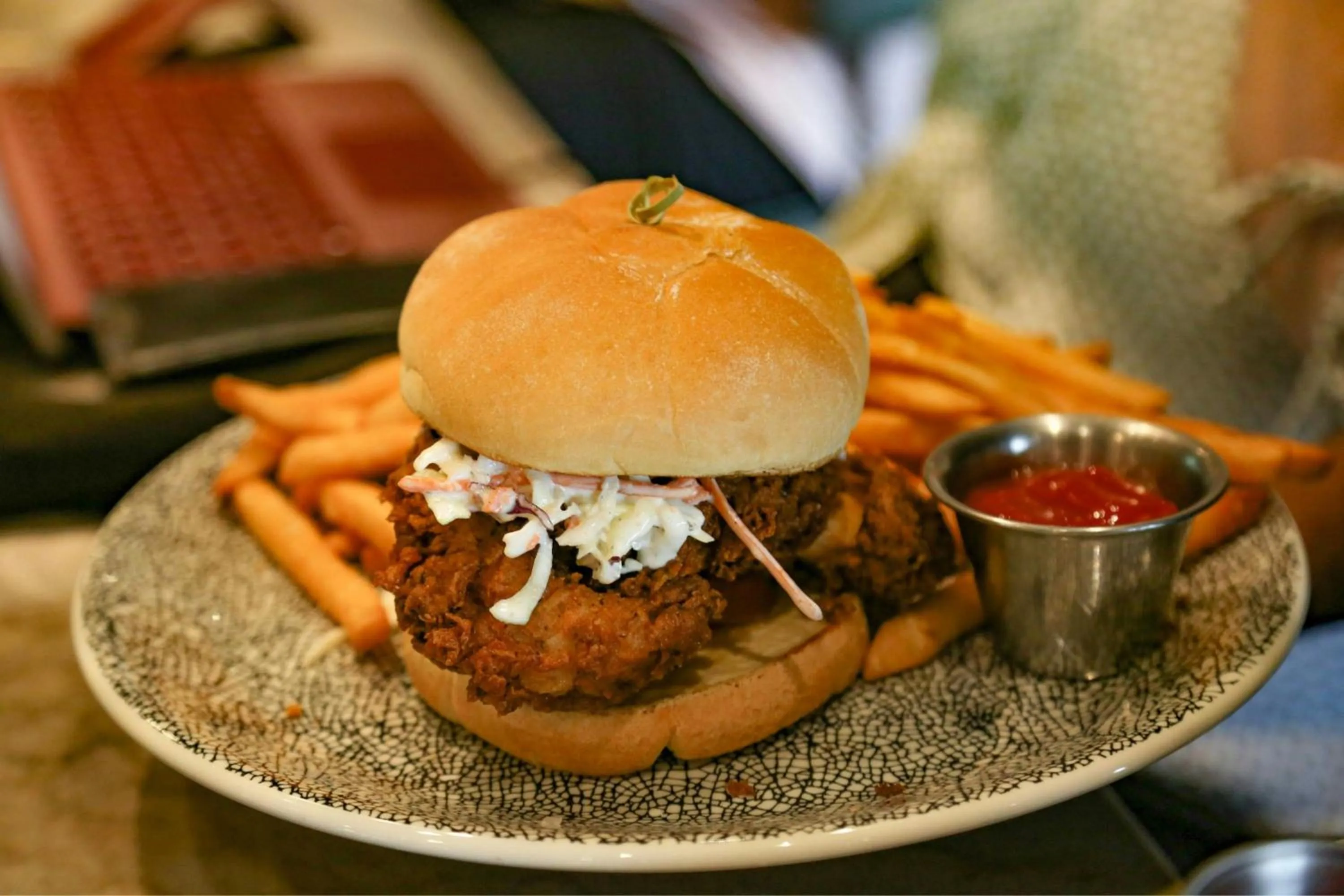 Restaurant/places to eat in Marriott Kansas City Overland Park