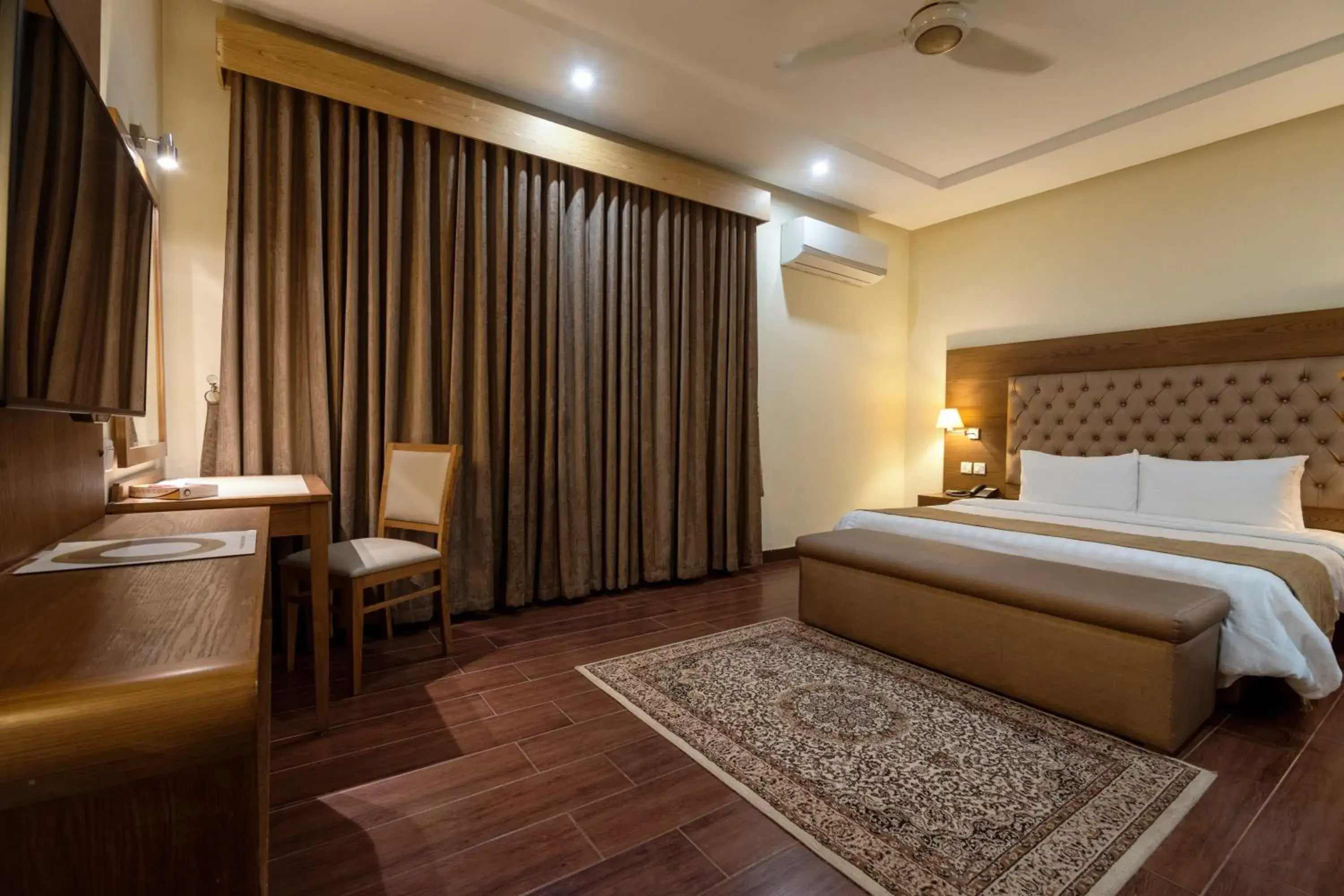 Deluxe Double Room in Hotel One Tariq Road Multan Deluxe Double Room in Hotel One Tariq Road Multan