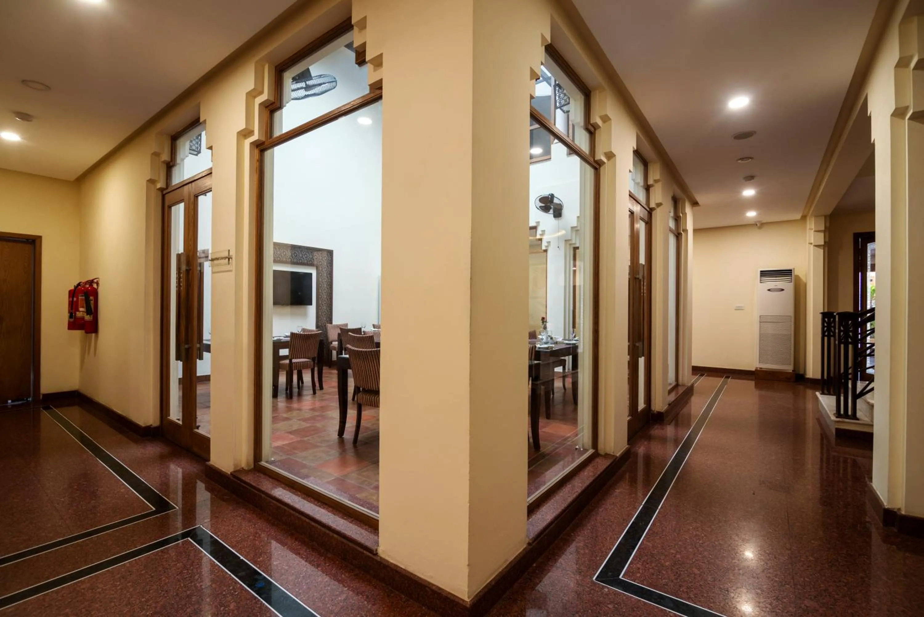 Restaurant/places to eat in Hotel One Tariq Road Multan