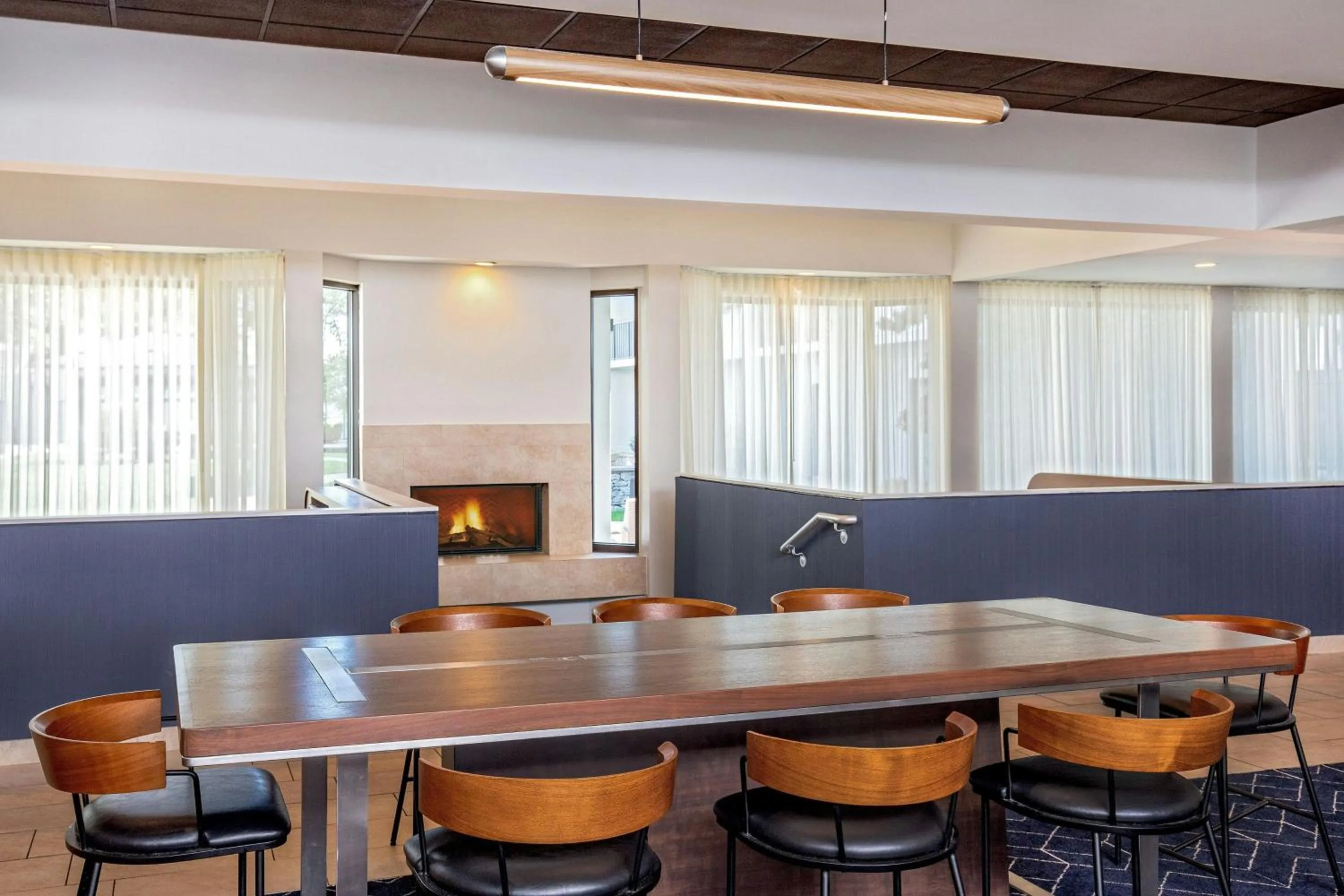 Restaurant/places to eat in Courtyard by Marriott Boston Andover