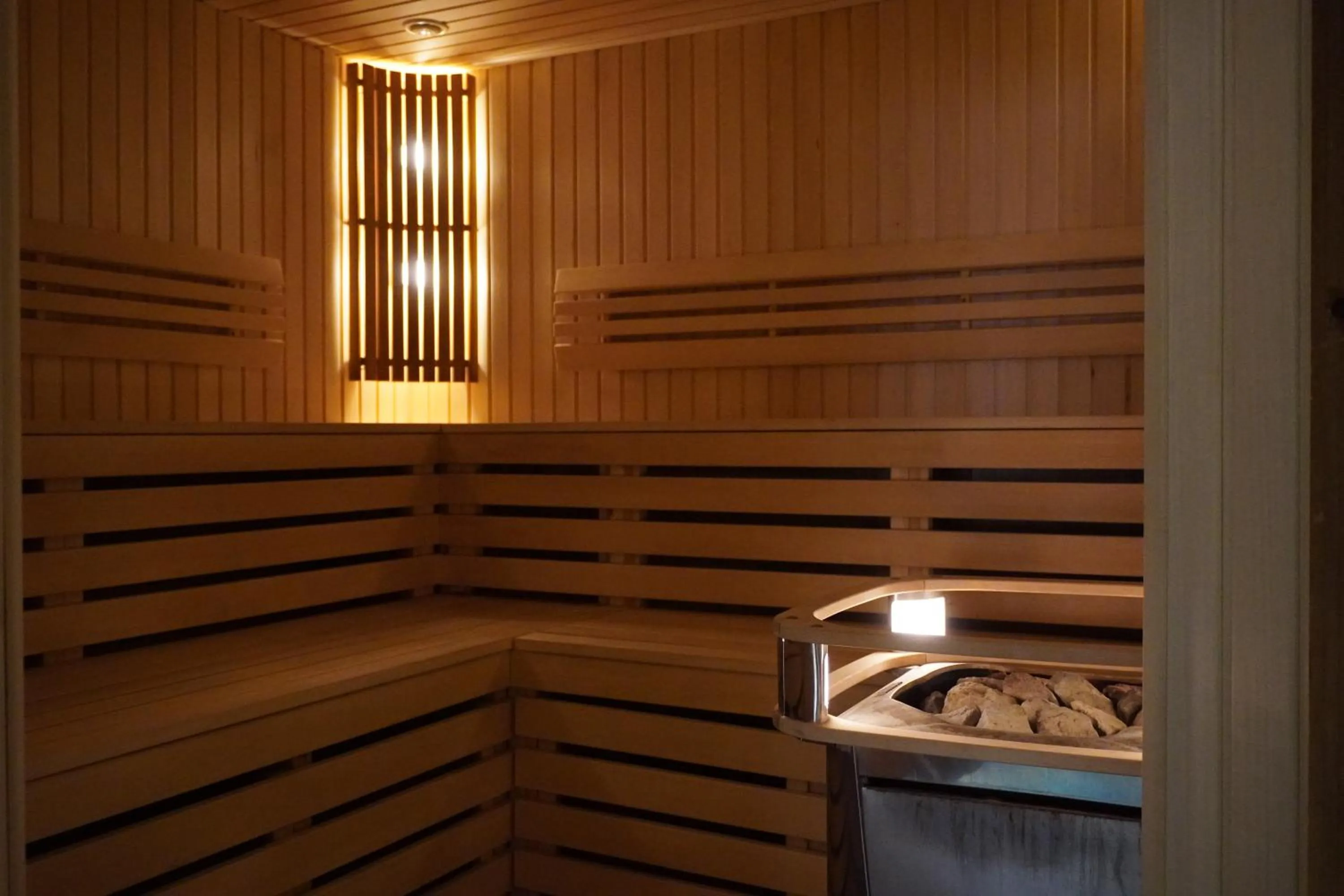 Sauna in VILNIUS PARK PLAZA HOTEL & SPA, Restaurant, Panorama Bar, Conference & Banquet Center