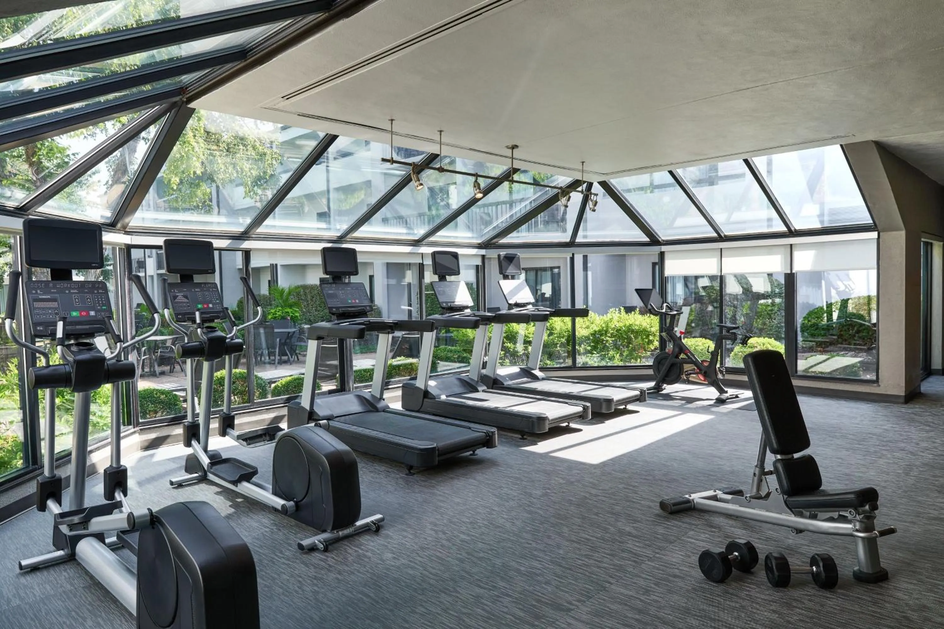 Fitness centre/facilities in Courtyard Kansas City Overland Park/Metcalf, South of College Boulevard