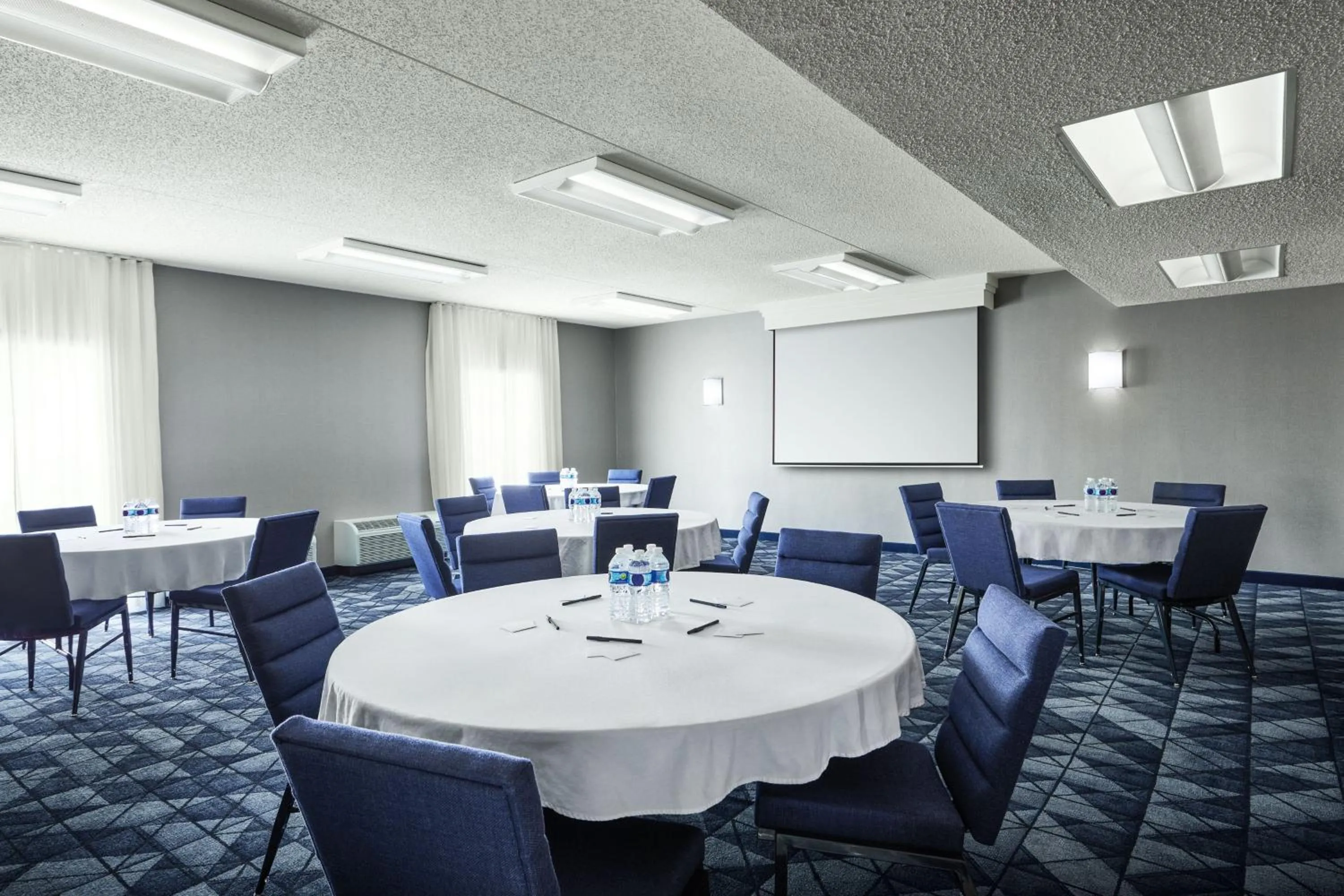 Meeting/conference room in Courtyard Kansas City Overland Park/Metcalf, South of College Boulevard