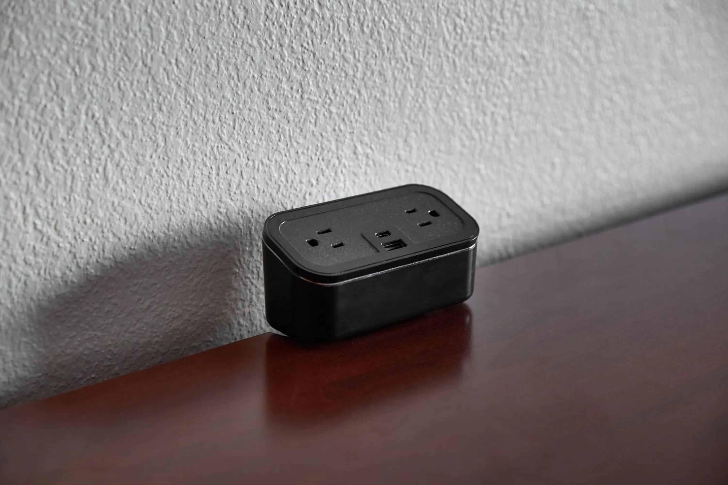 Photo of the whole room in Courtyard Kansas City Overland Park/Metcalf, South of College Boulevard