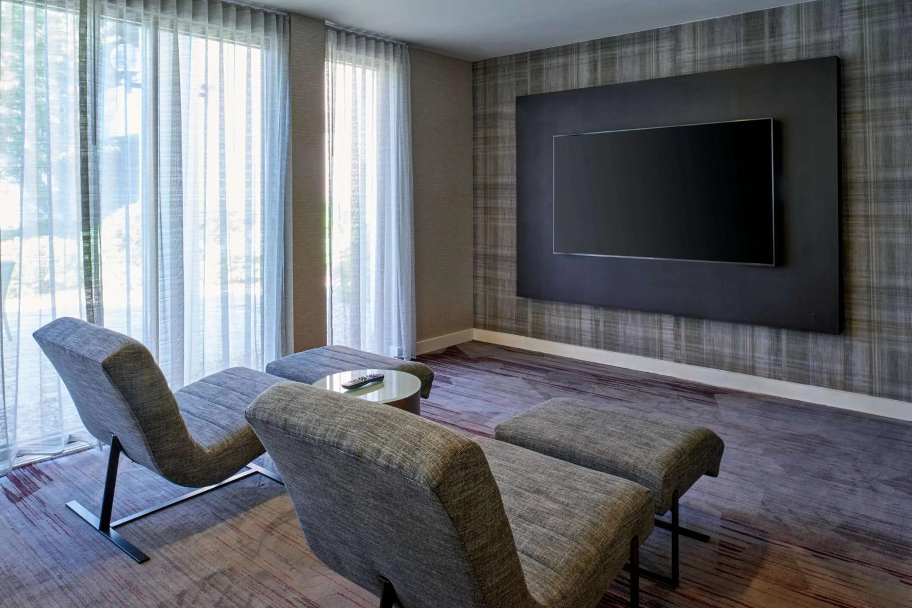 Lobby or reception in Sonesta Select Minneapolis Eden Prairie