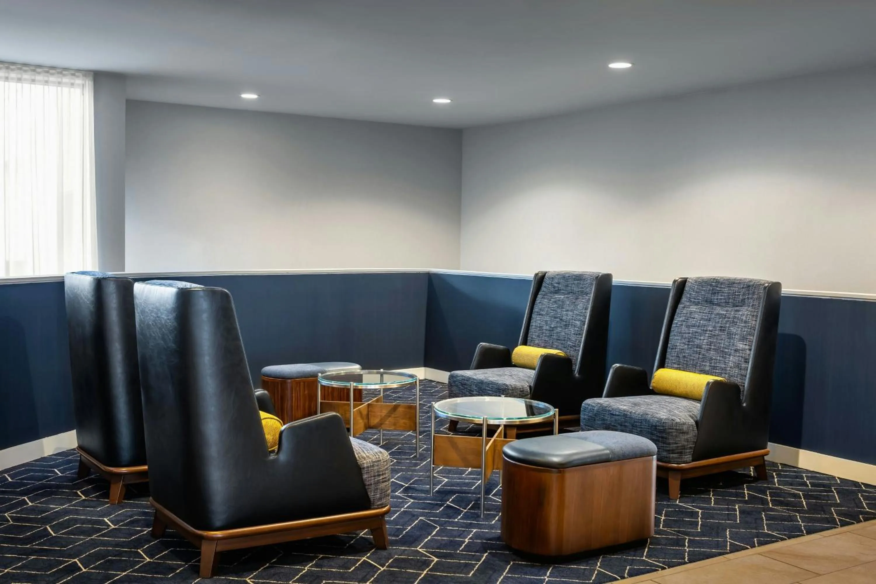 Lobby or reception in Courtyard by Marriott Minneapolis-St. Paul Airport