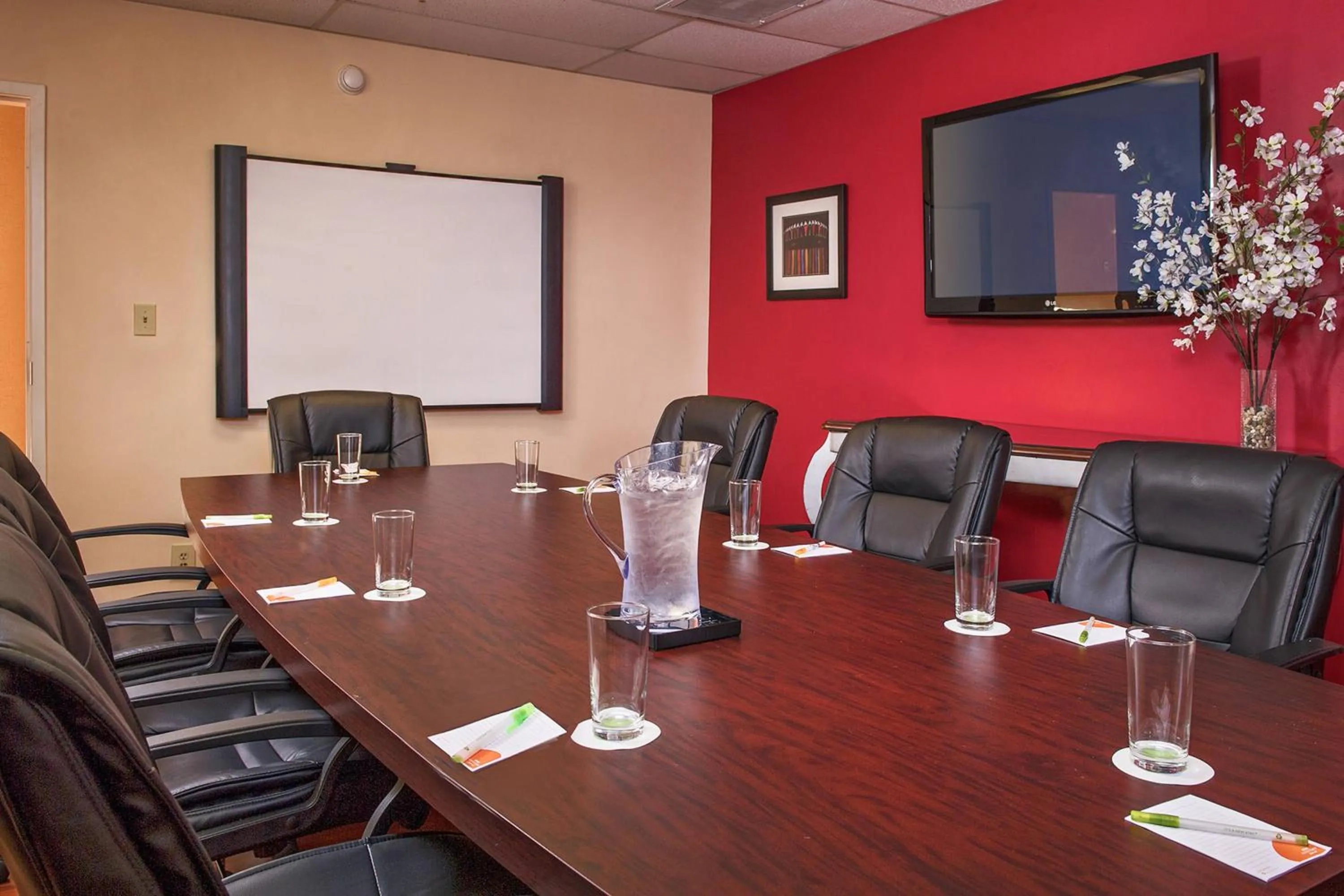 Meeting/conference room in Courtyard Hampton