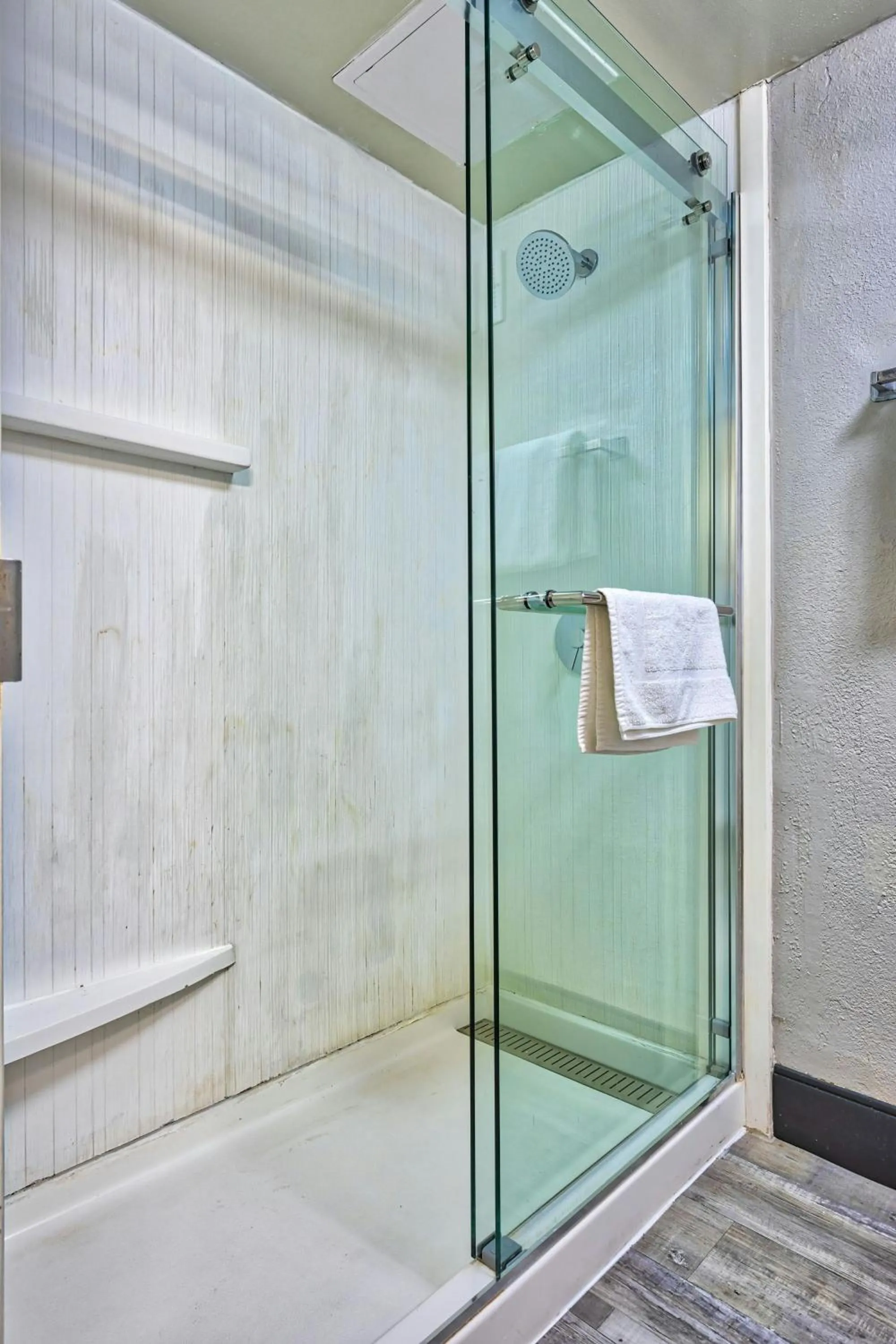 Bathroom in Courtyard Hampton