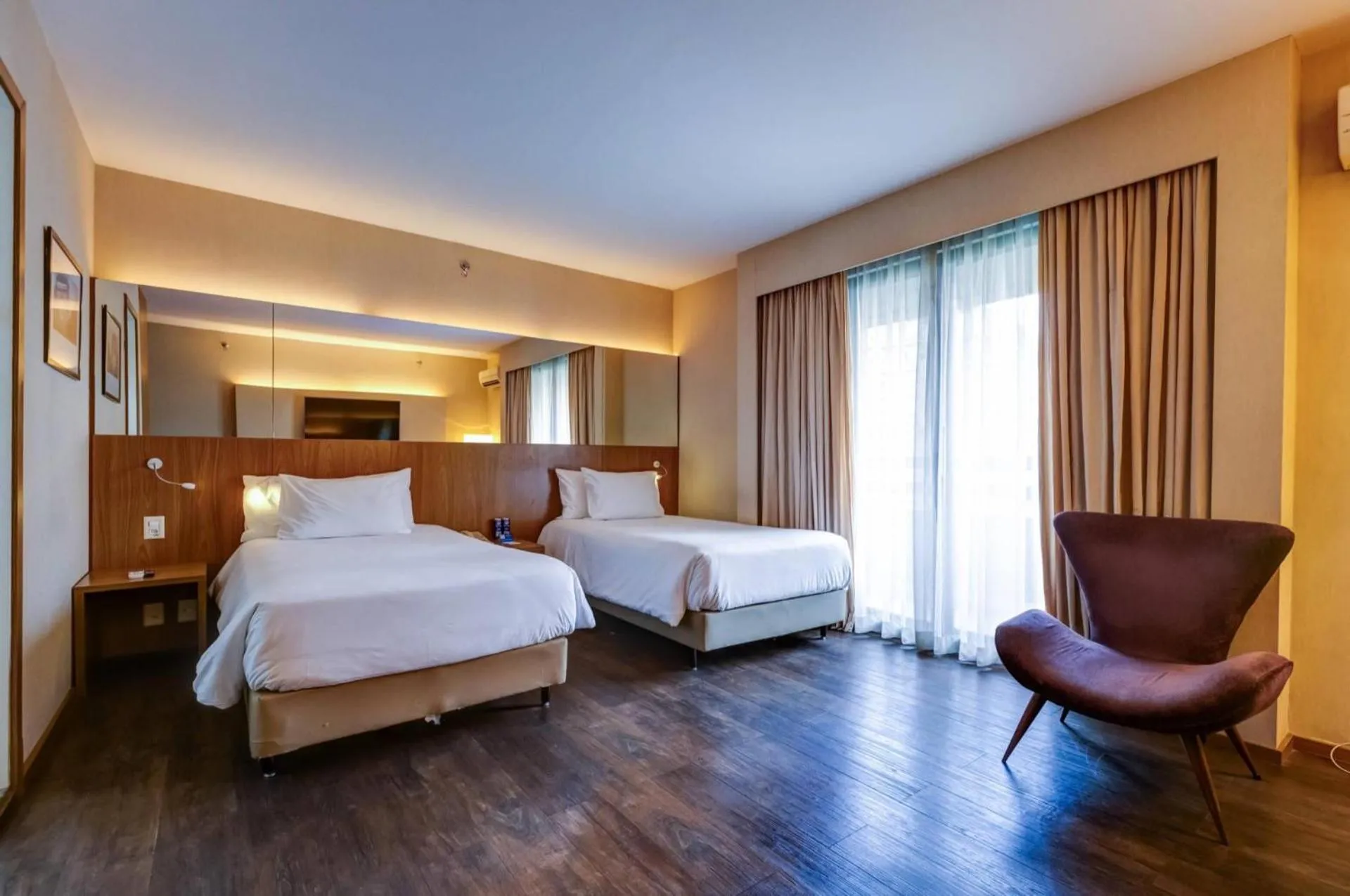 Bedroom, Bed in Radisson Blu São Paulo