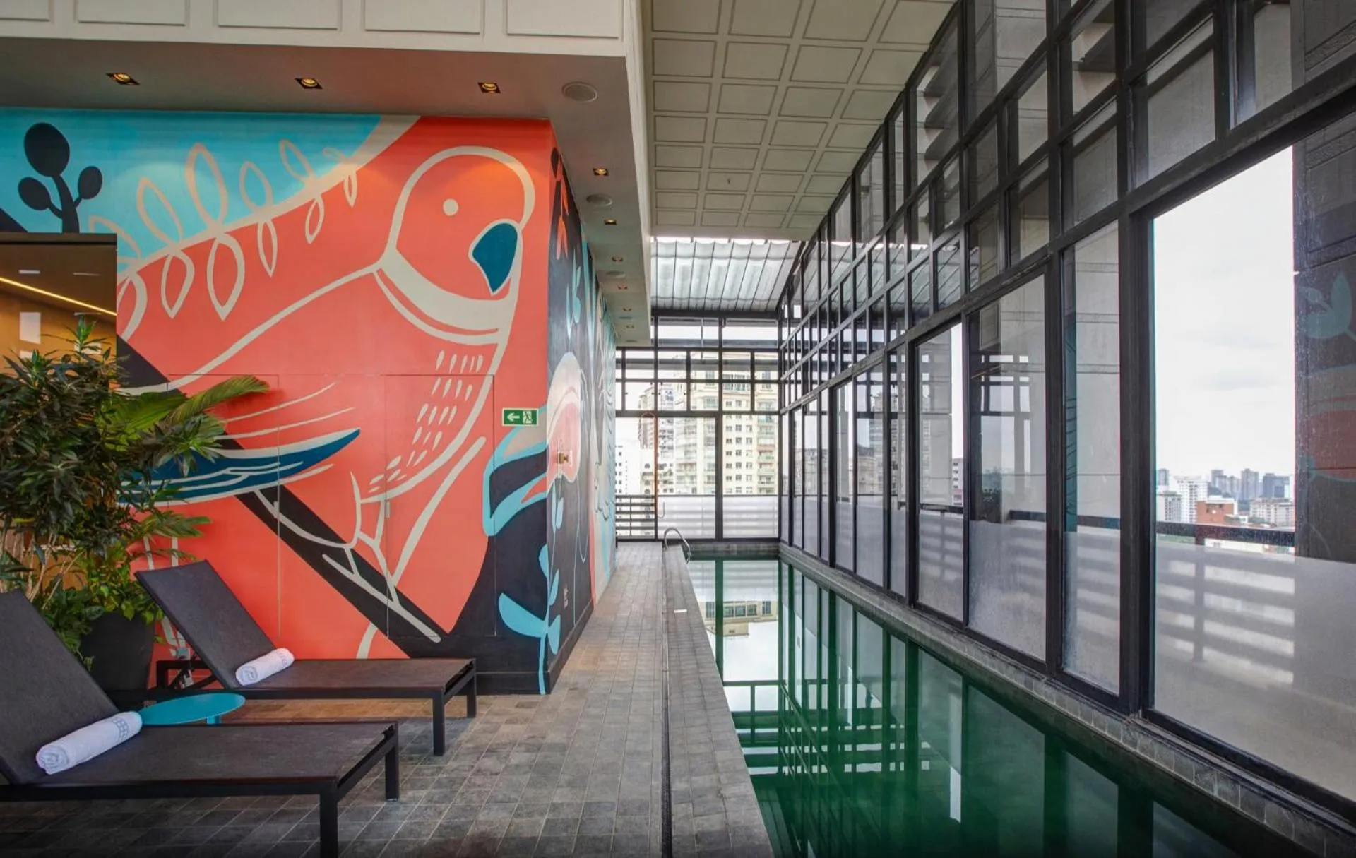 Swimming pool in Radisson Blu São Paulo