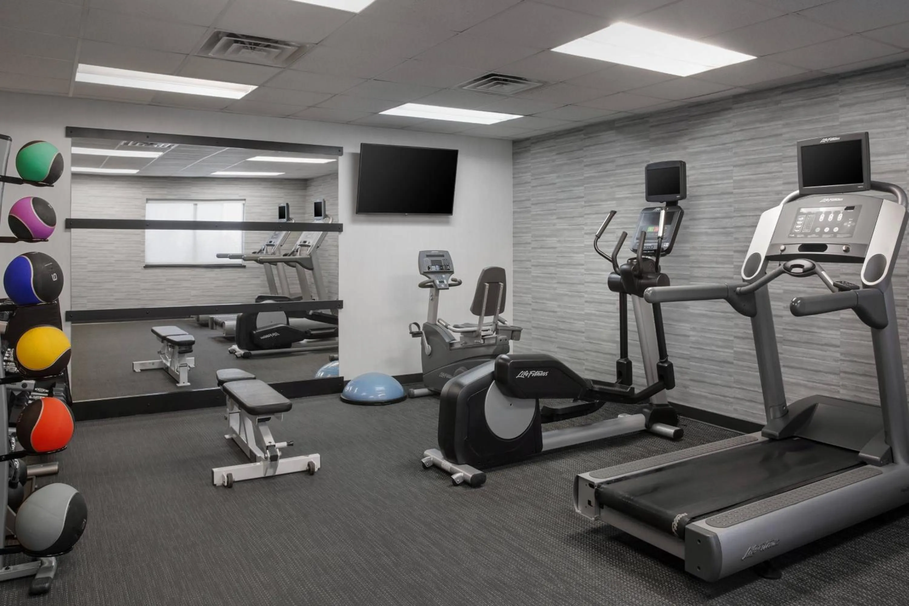 Fitness centre/facilities in Courtyard Philadelphia Valley Forge / King of Prussia
