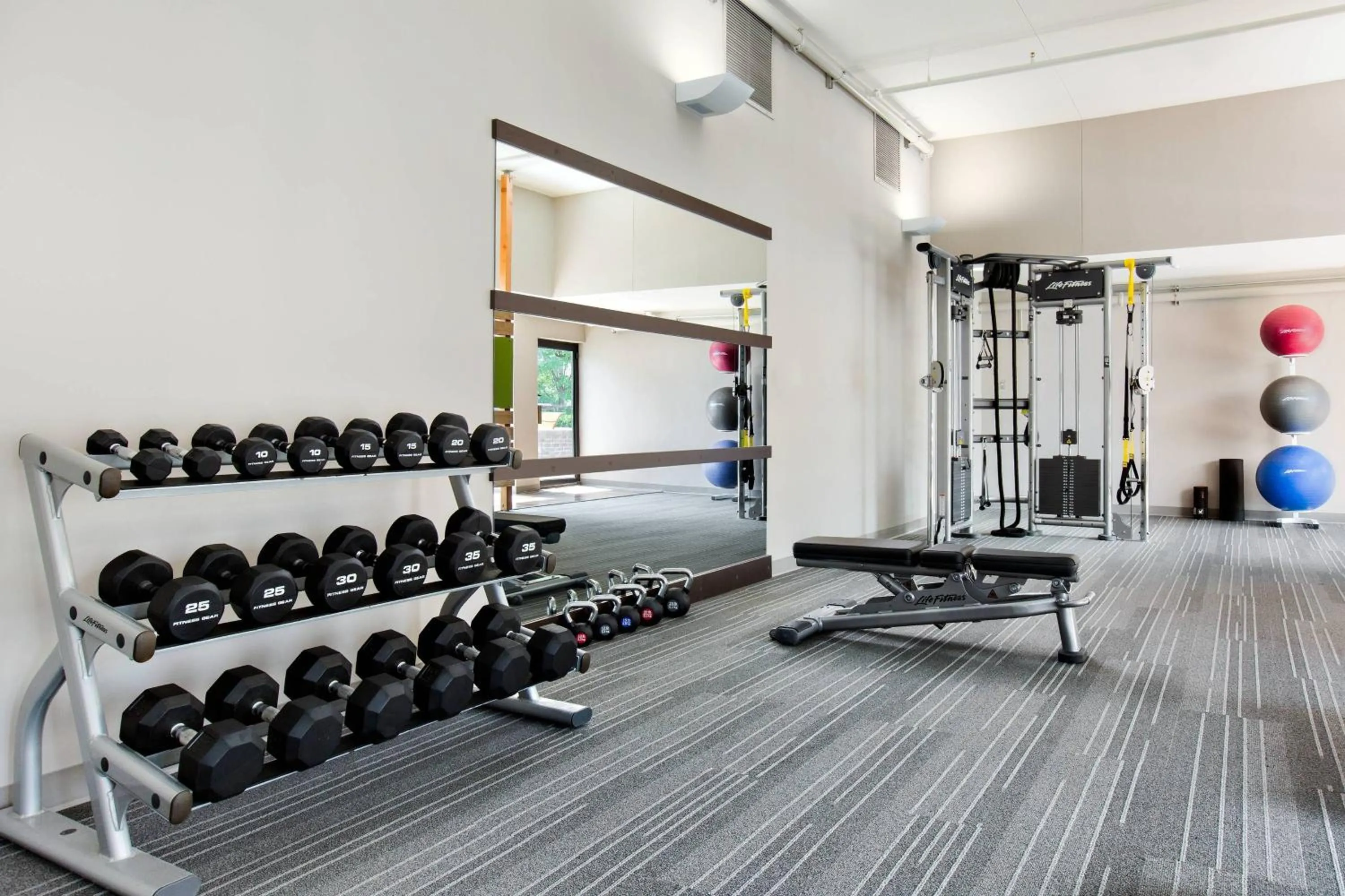 Fitness centre/facilities in Courtyard by Marriott Pittsburgh Airport
