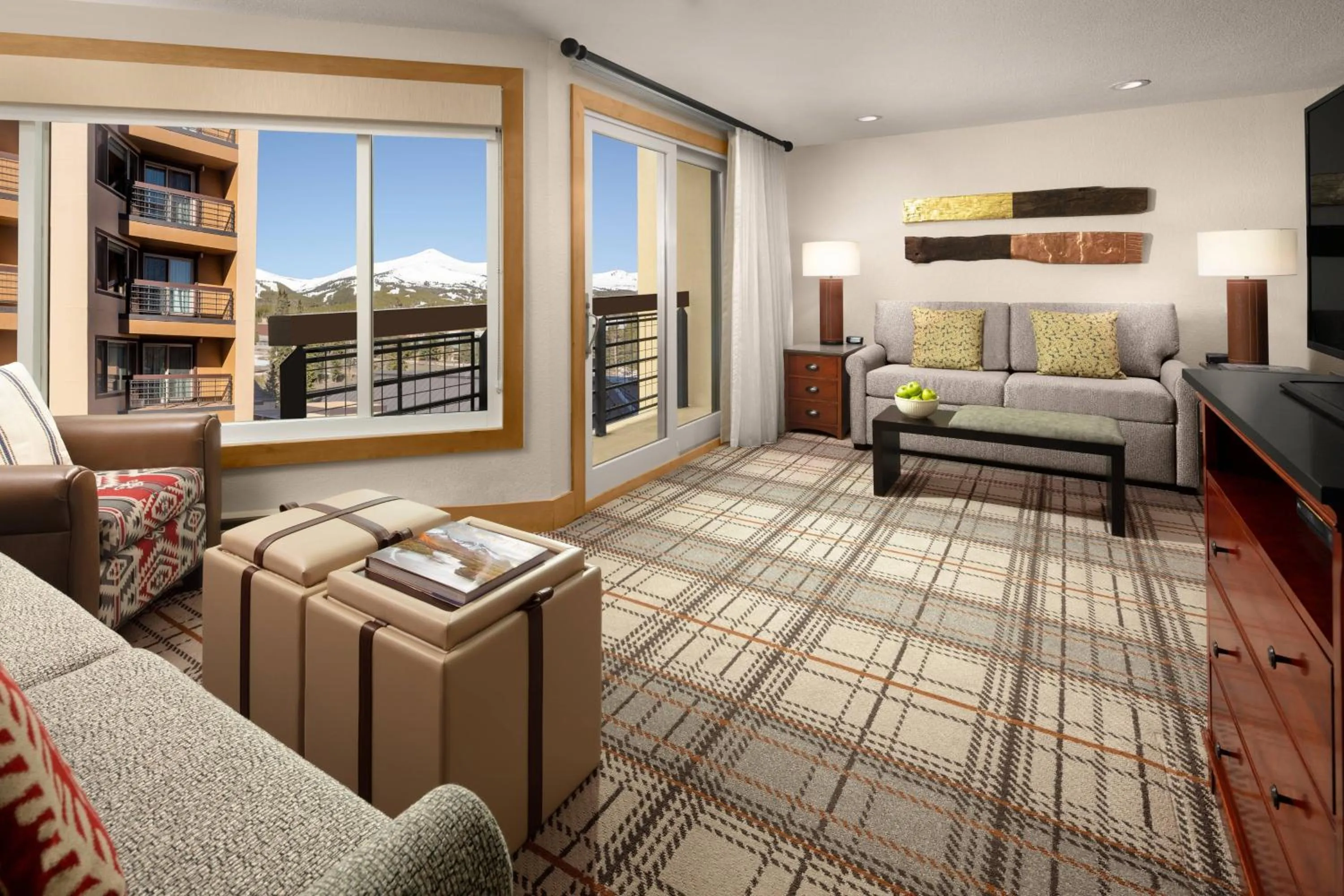 One-Bedroom Villa with Balcony and Whirlpool in Marriott's Mountain Valley Lodge at Breckenridge