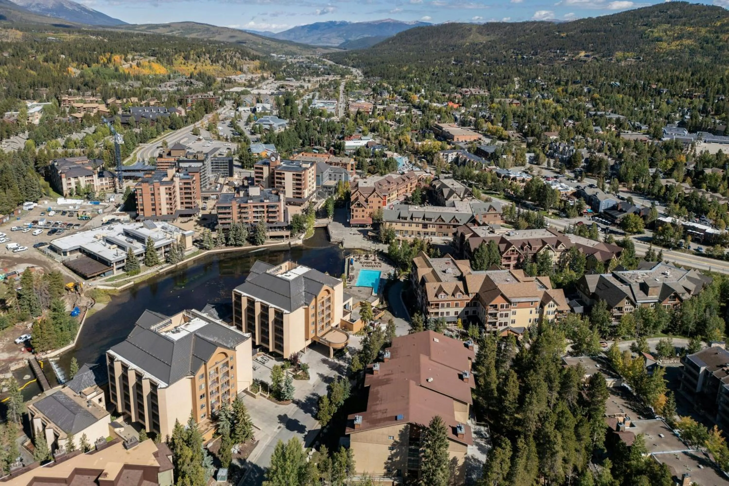 Property building in Marriott's Mountain Valley Lodge at Breckenridge