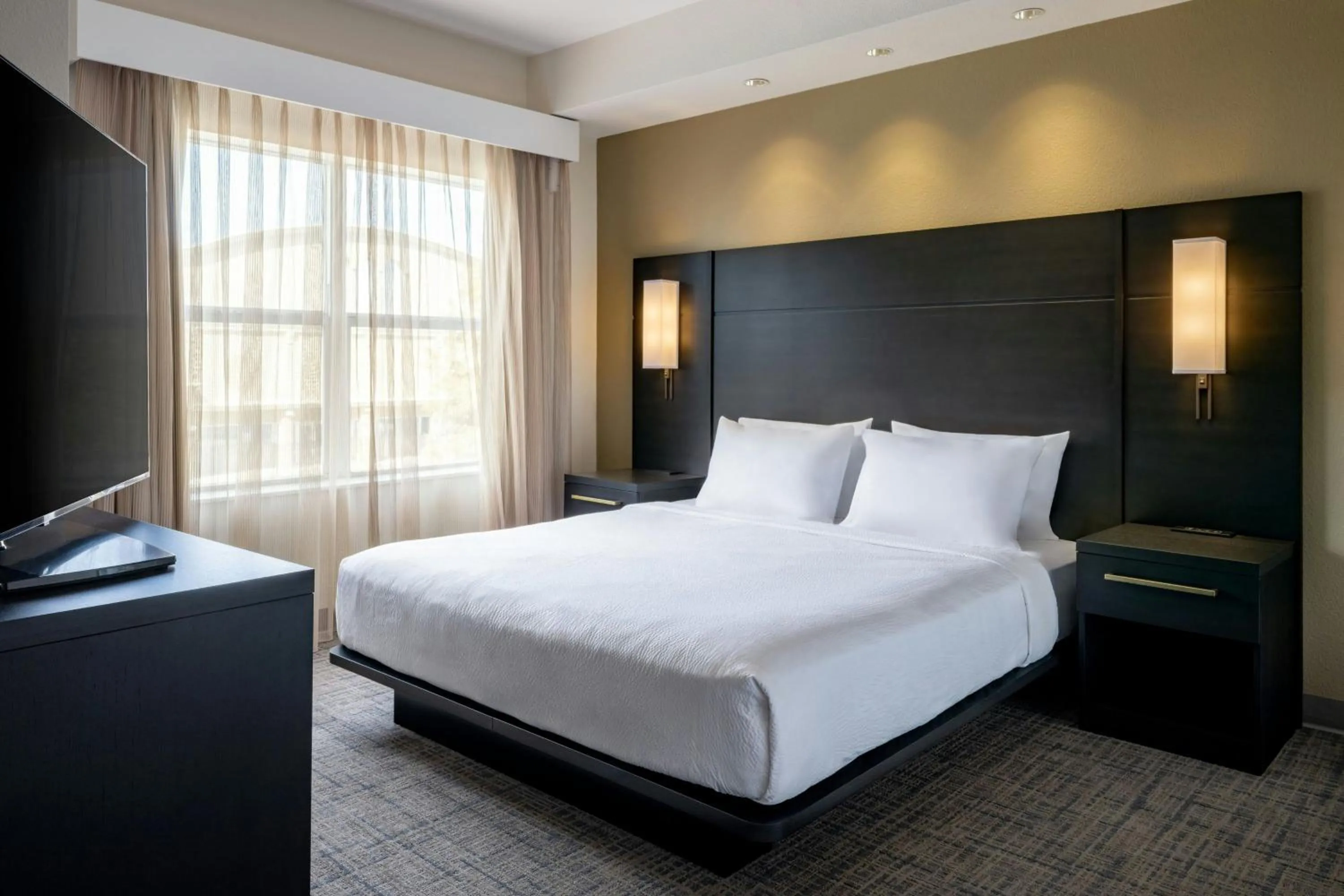 Photo of the whole room, Bed in Residence Inn Melbourne