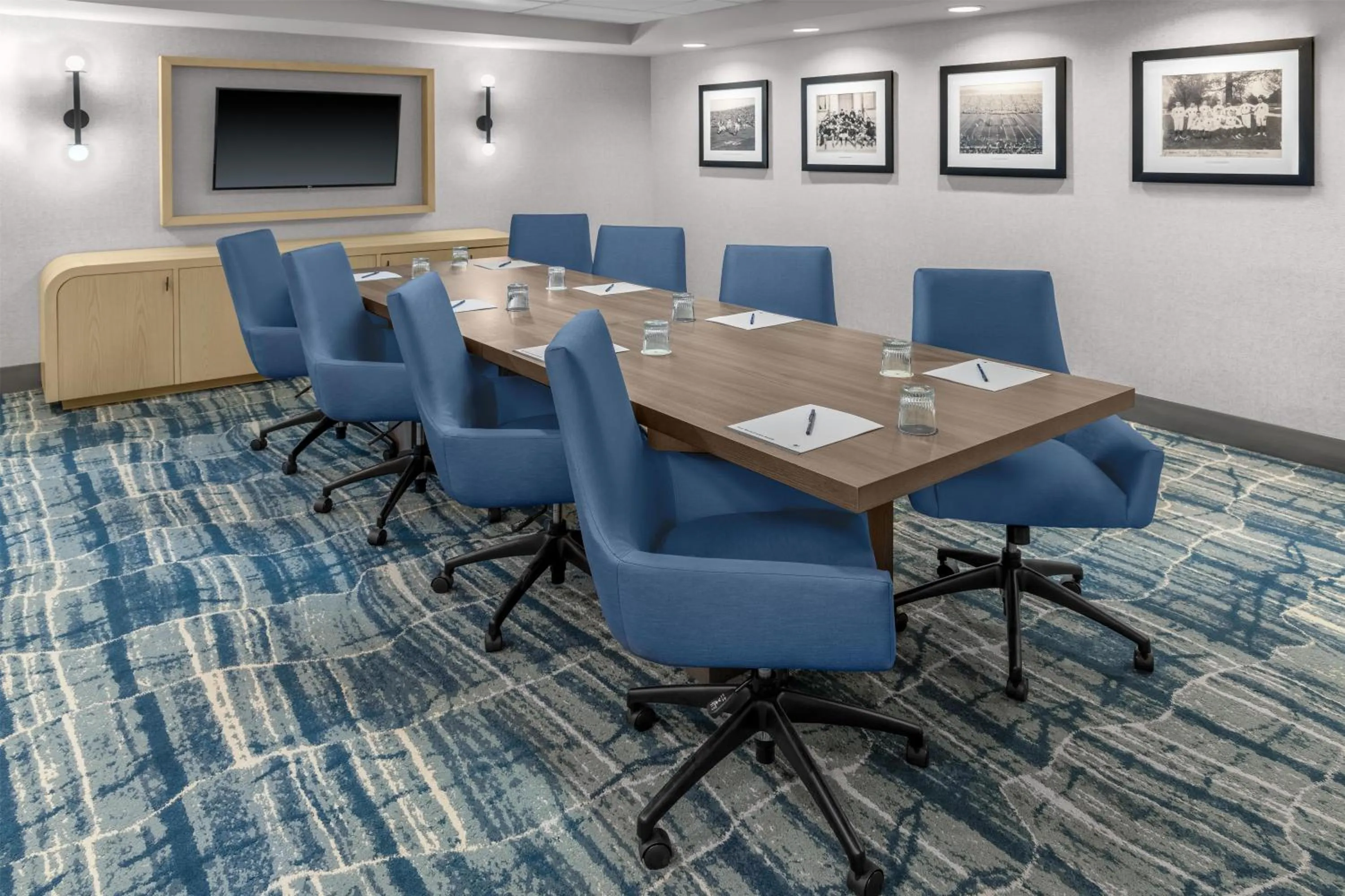 Meeting/conference room in DoubleTree by Hilton Hotel South Bend
