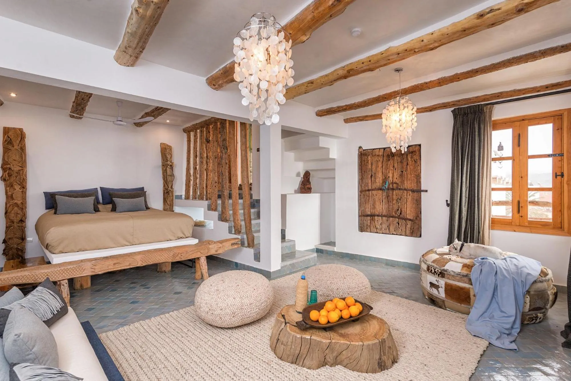 Decorative detail, Bed in Munga Guesthouse