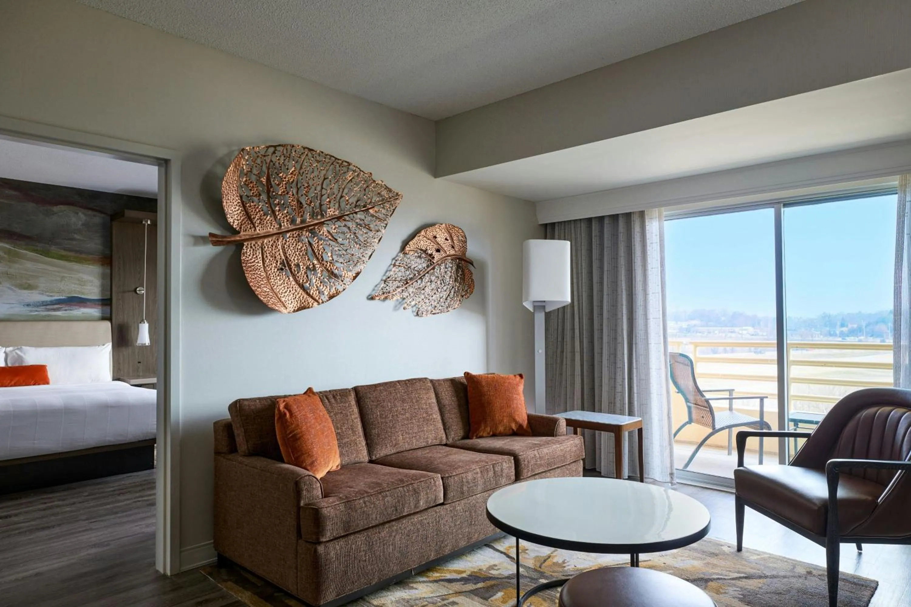 Living room in MeadowView Marriott Conference Resort and Convention Center