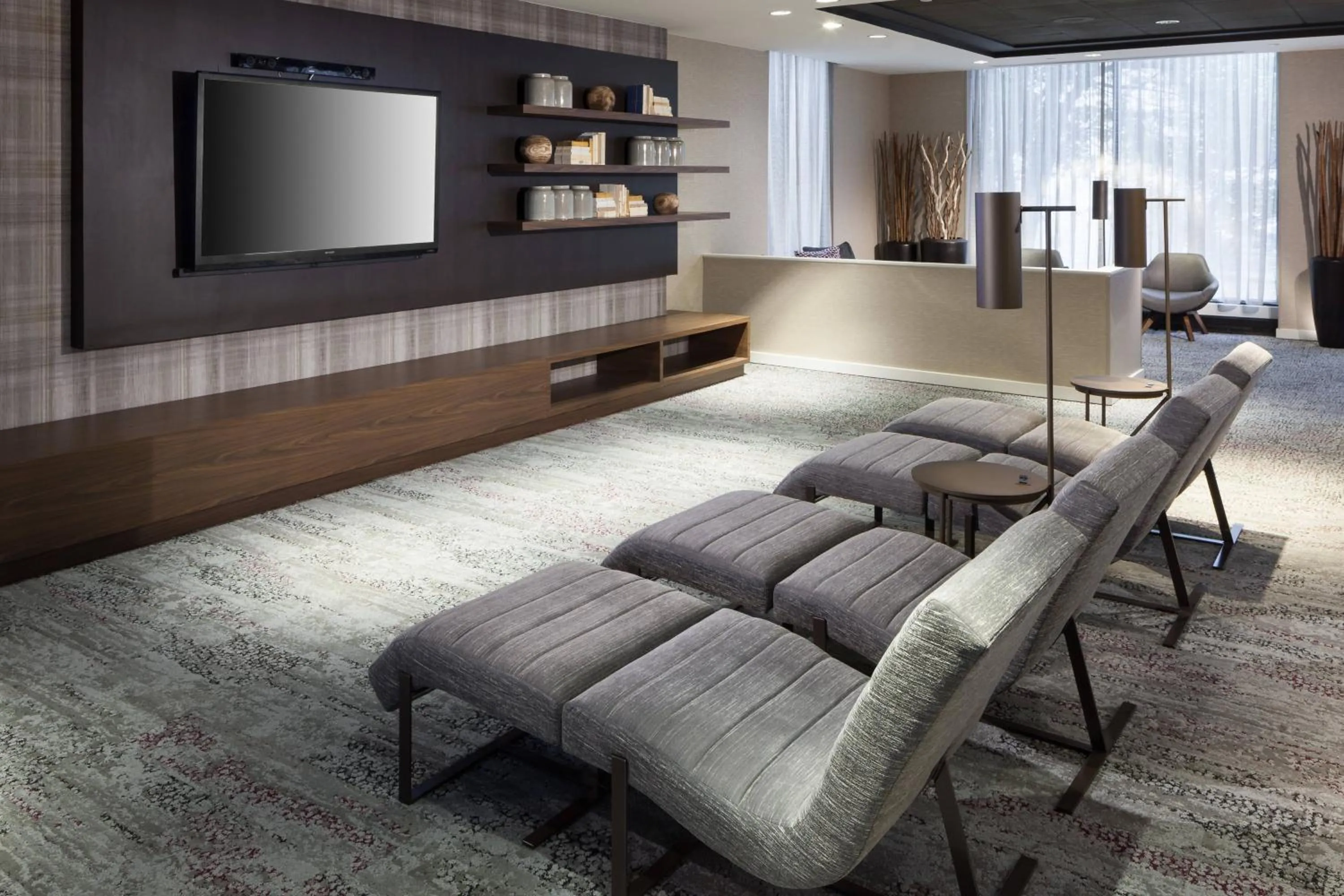 Lobby or reception in Courtyard Alexandria Old Town/Southwest