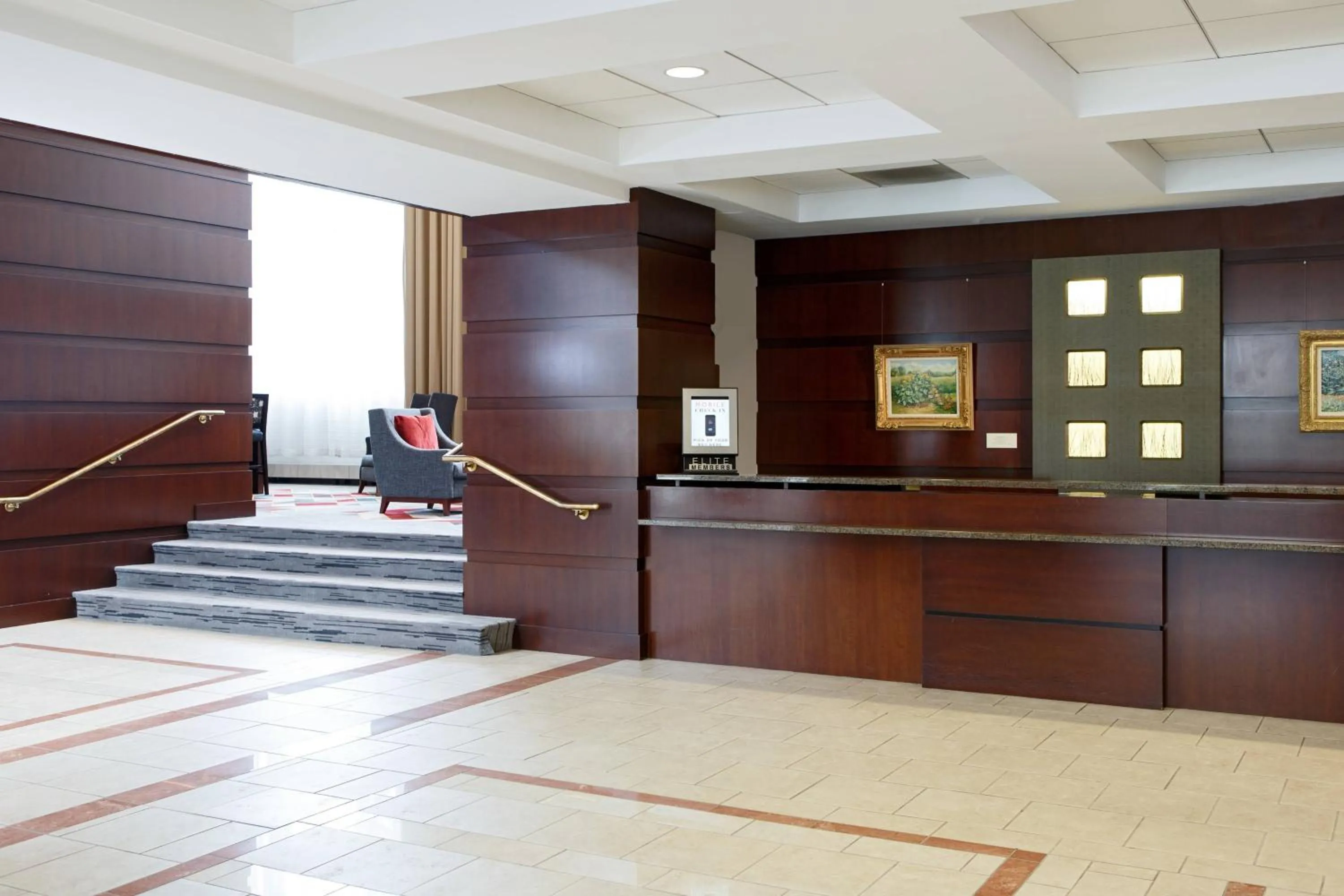 Lobby or reception in College Park Marriott Hotel & Conference Center