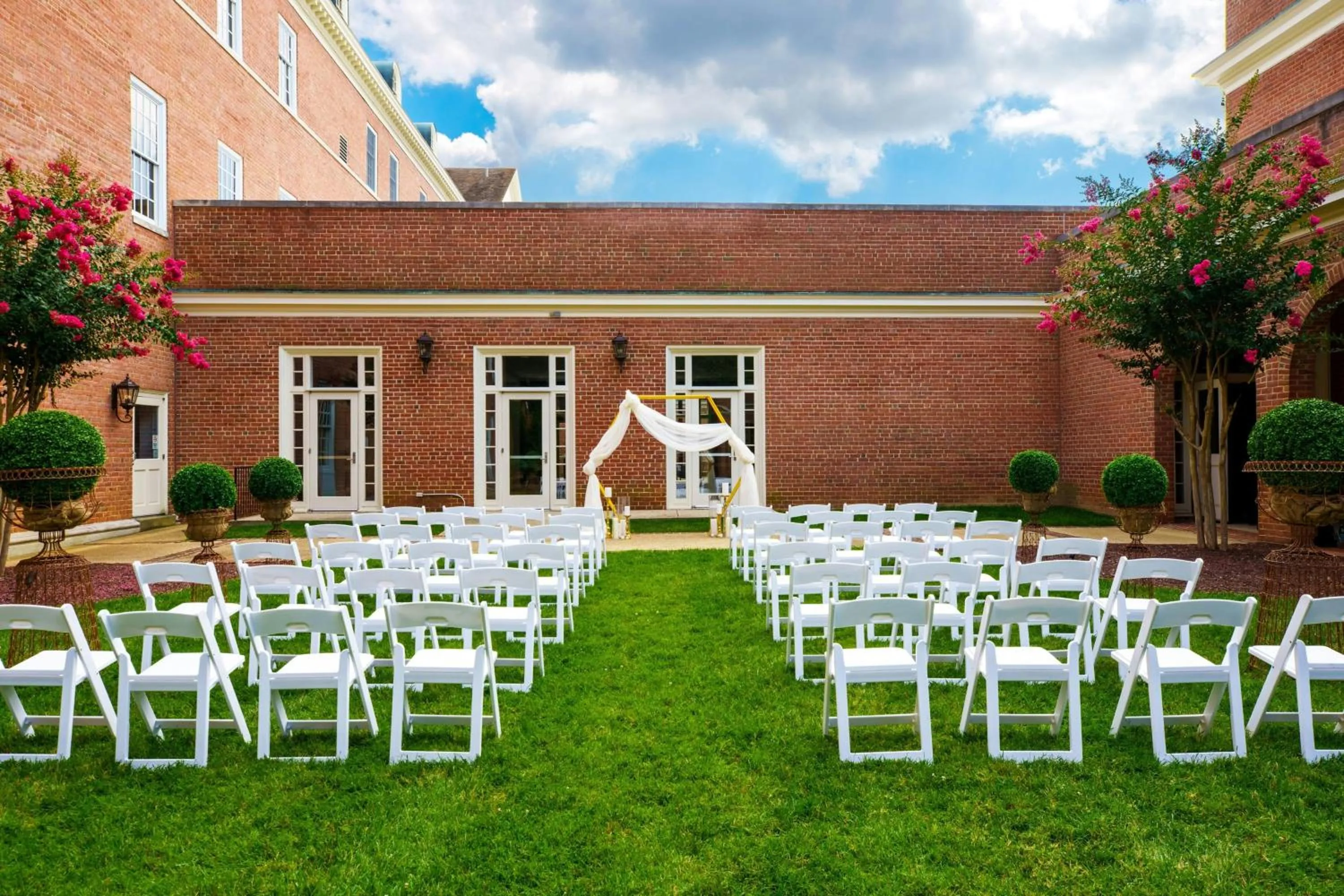 Meeting/conference room in College Park Marriott Hotel & Conference Center