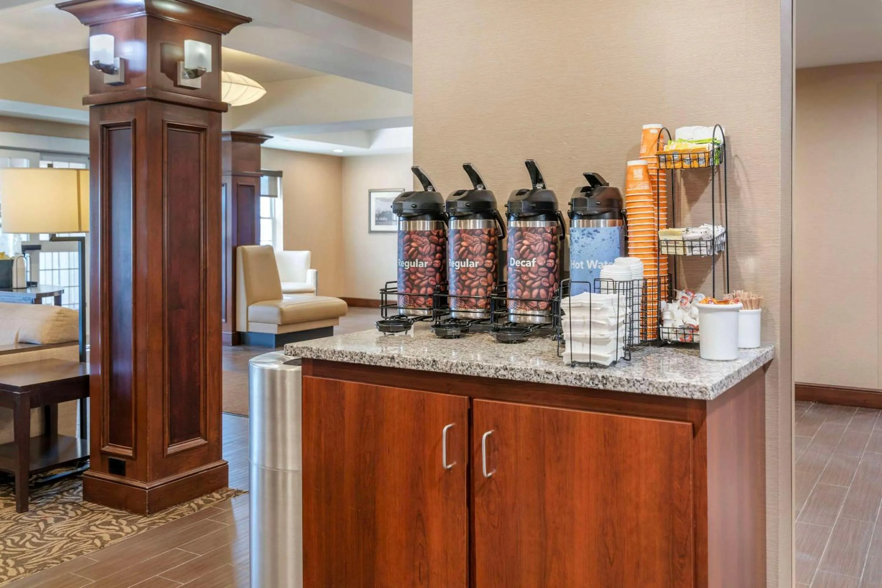 Breakfast in Comfort Inn & Suites Dover-Portsmouth