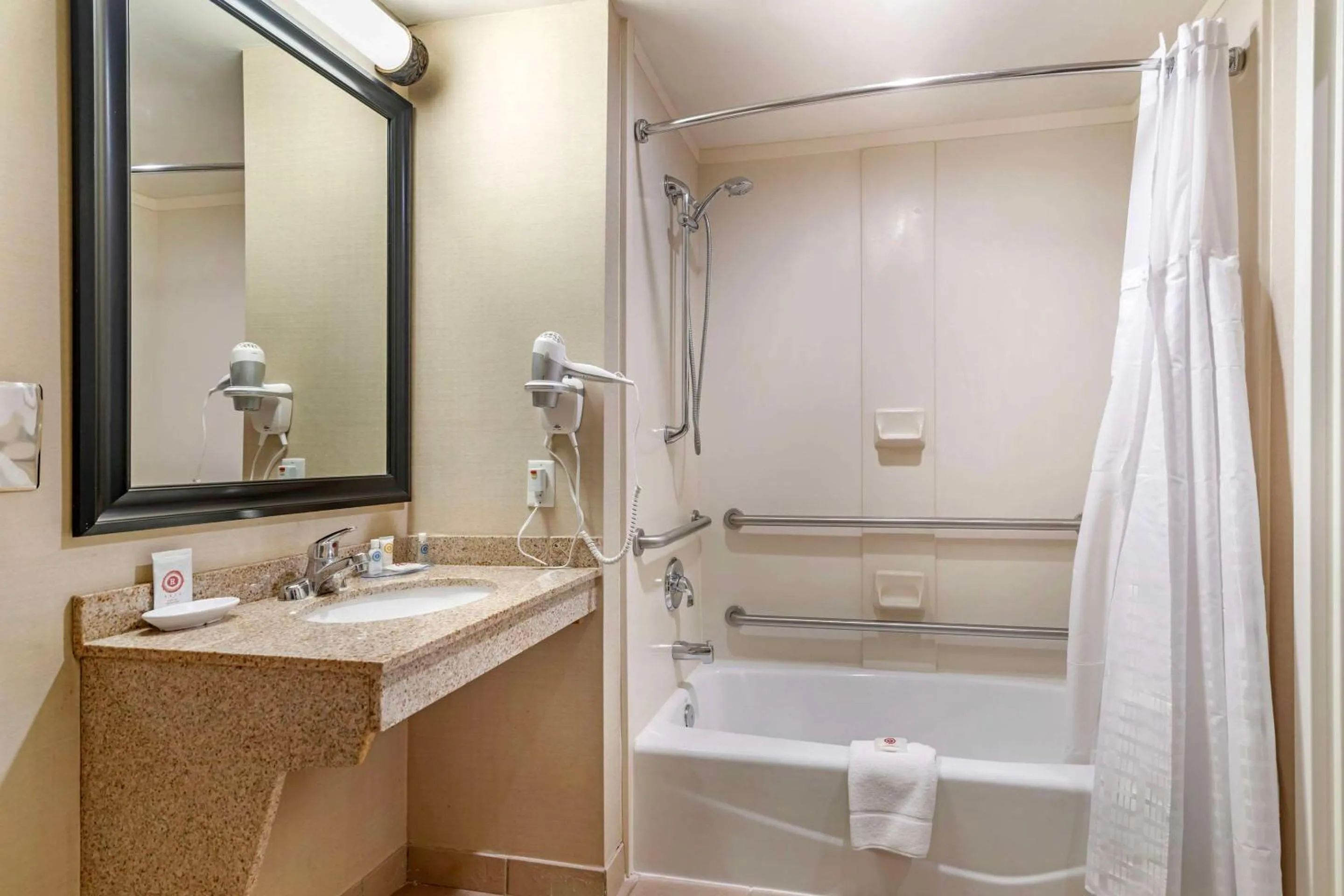 Bedroom in Comfort Inn & Suites Dover-Portsmouth