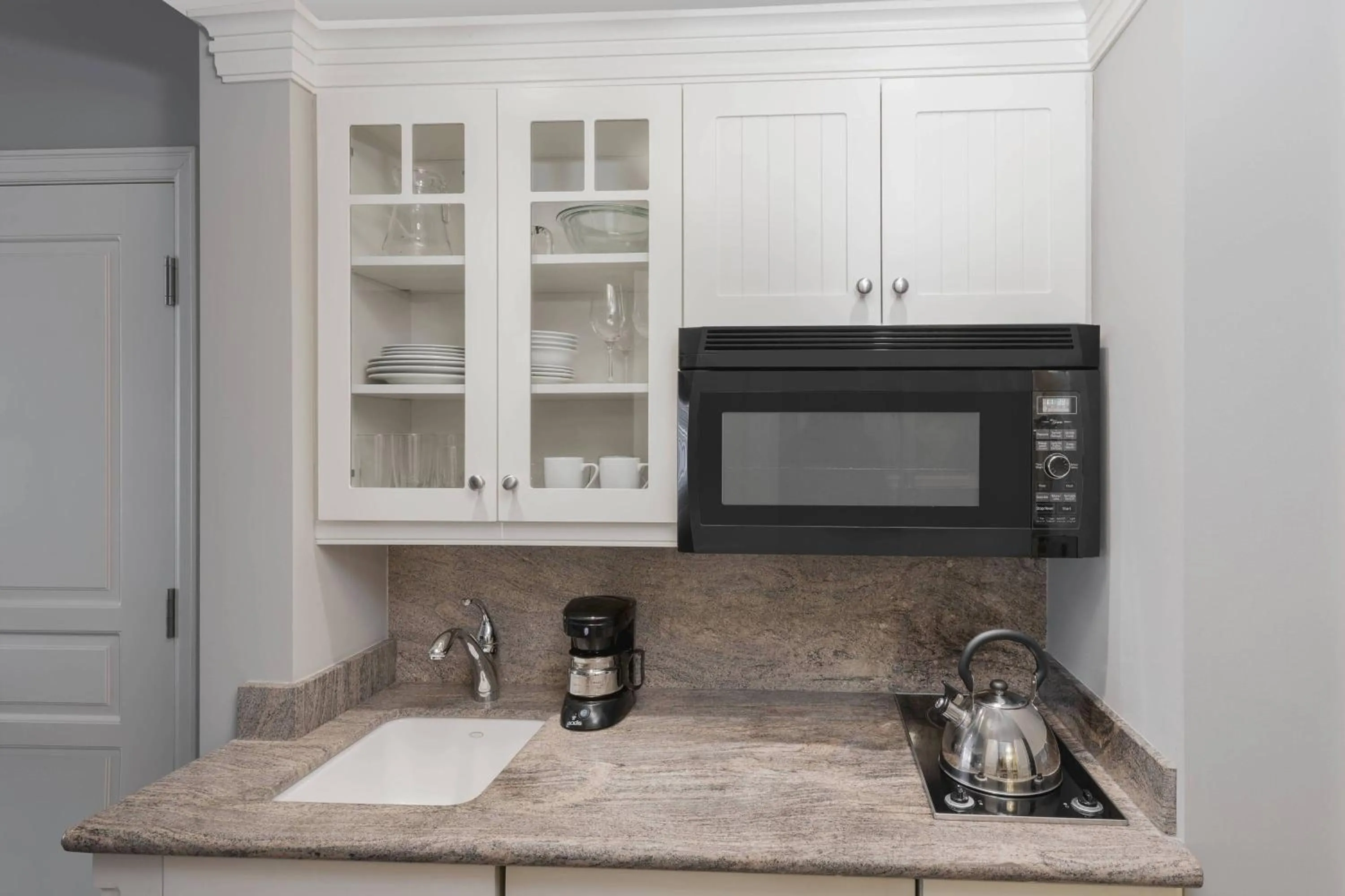 Kitchen or kitchenette in JW Marriott The Rosseau Muskoka Resort & Spa